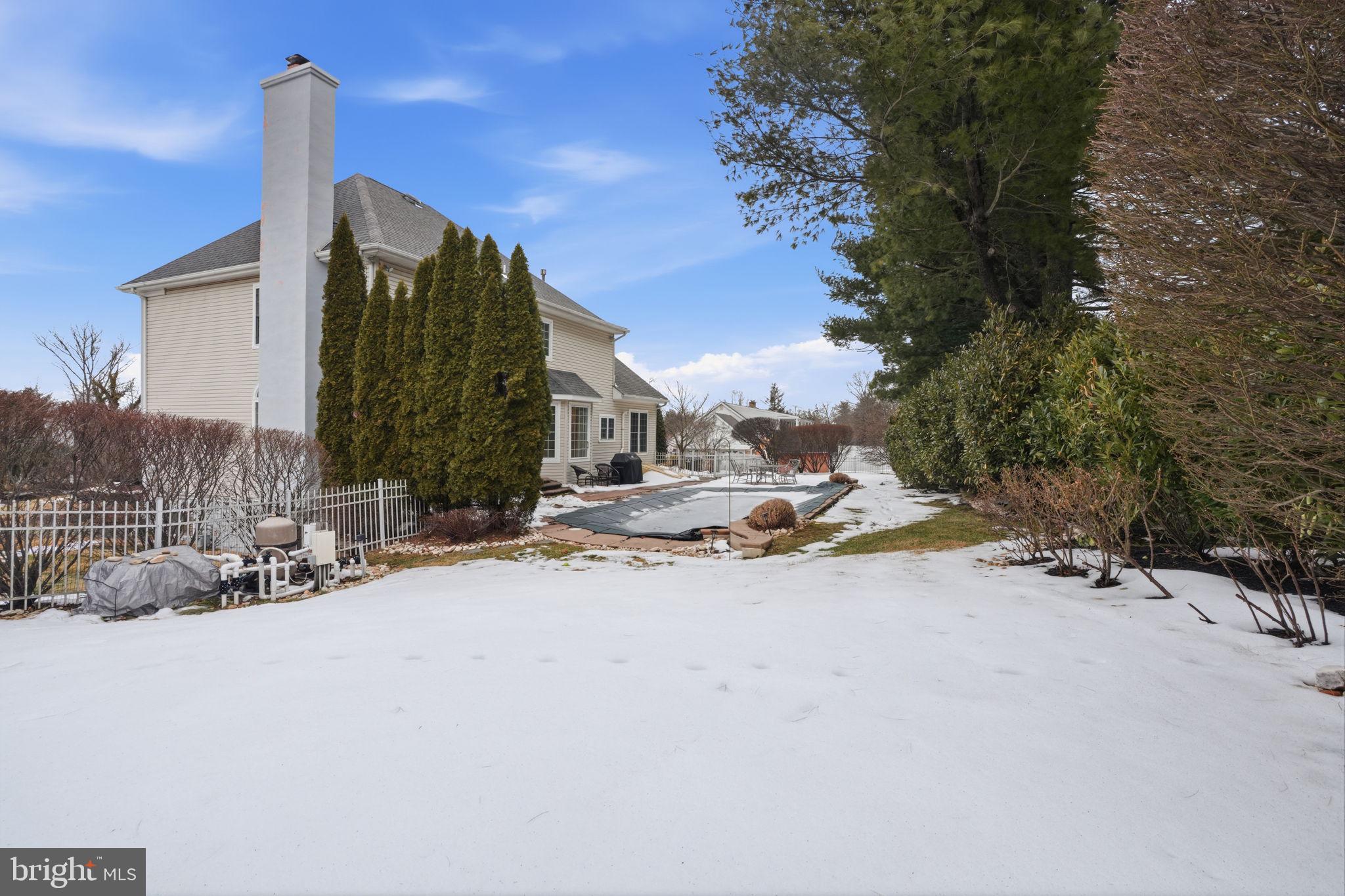 JUSTA FARMS - Residential