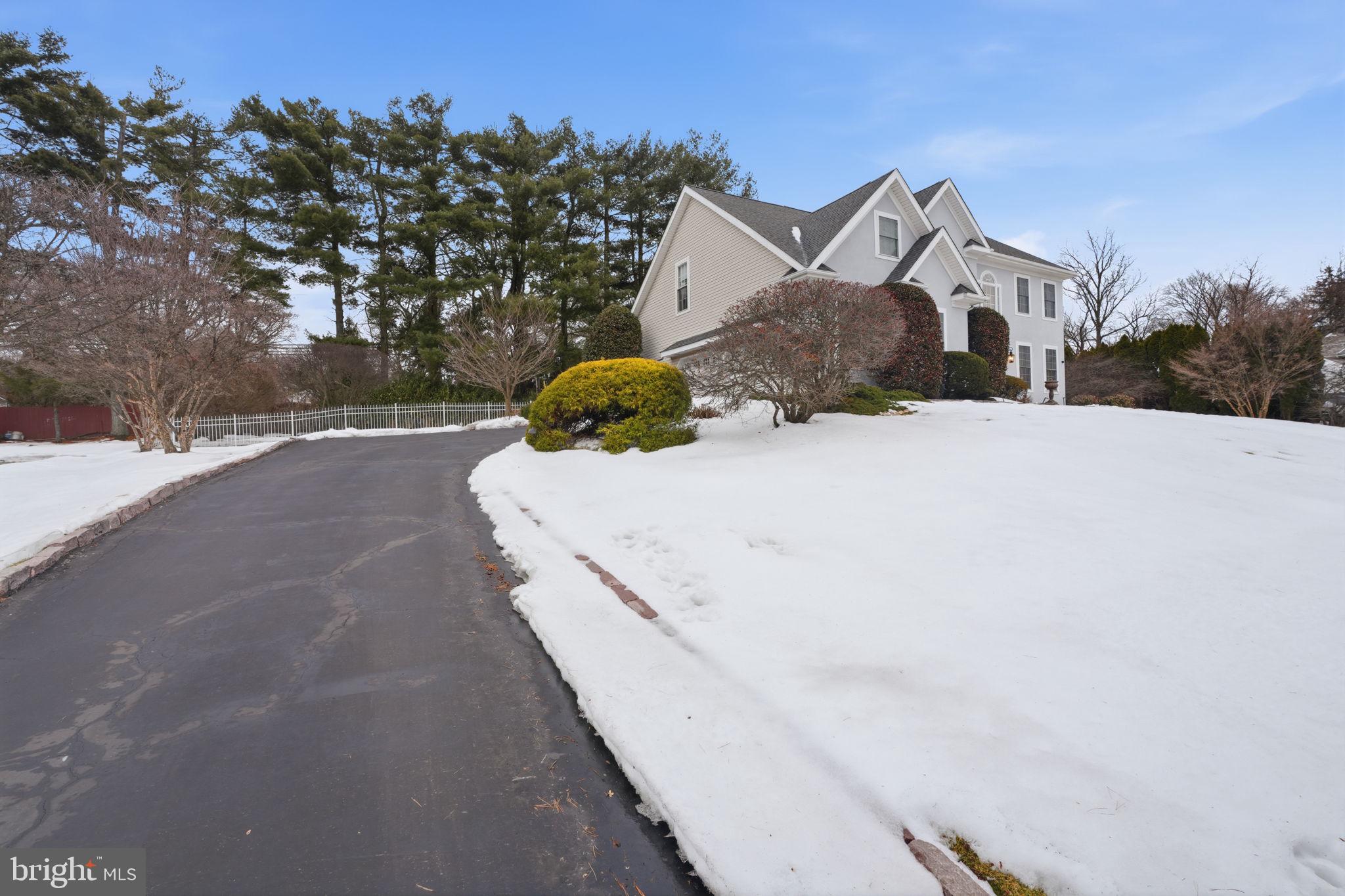 JUSTA FARMS - Residential