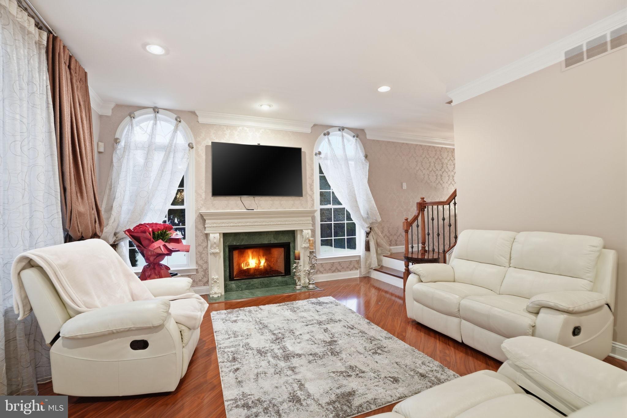 JUSTA FARMS - Residential