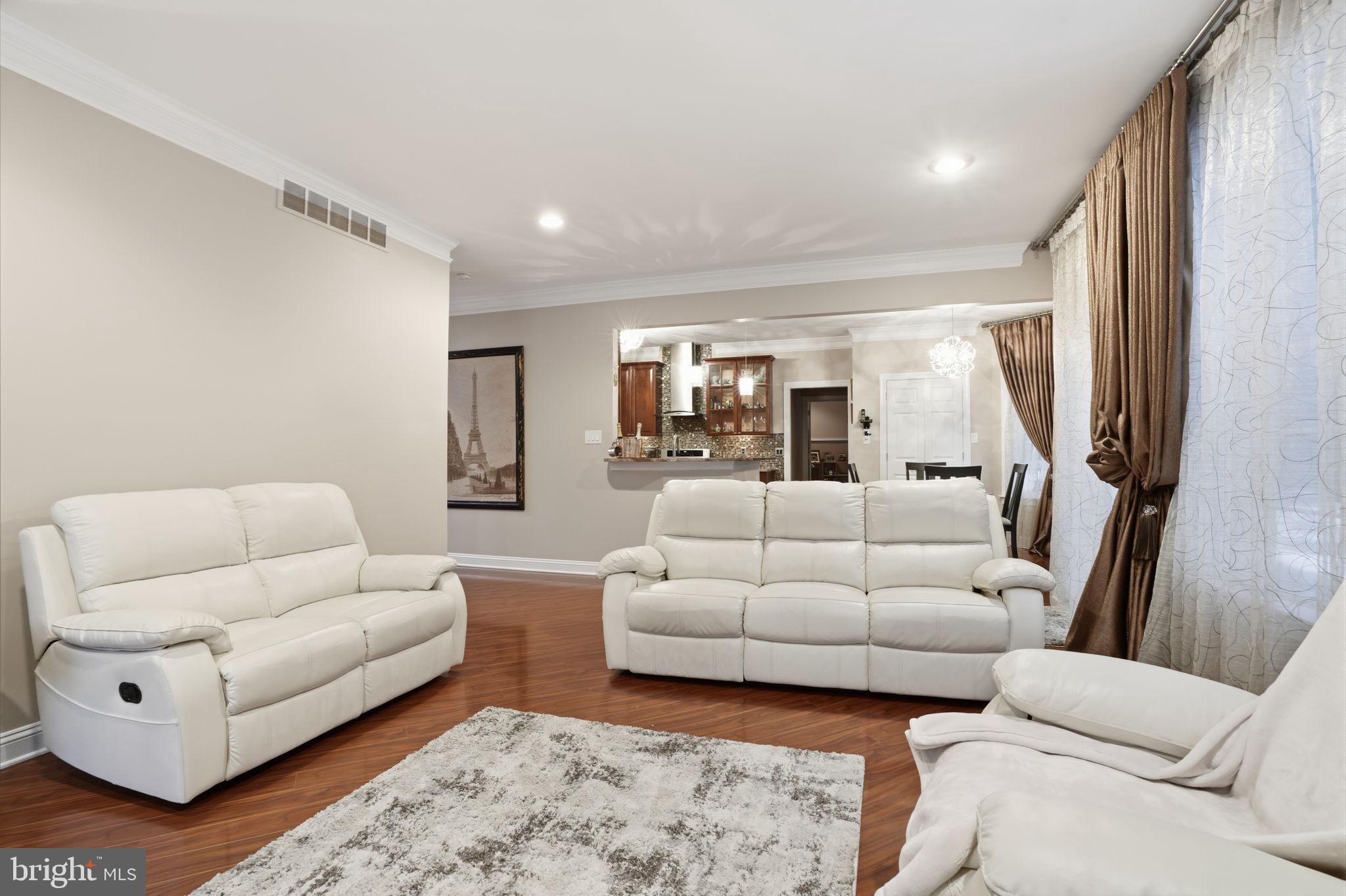 JUSTA FARMS - Residential