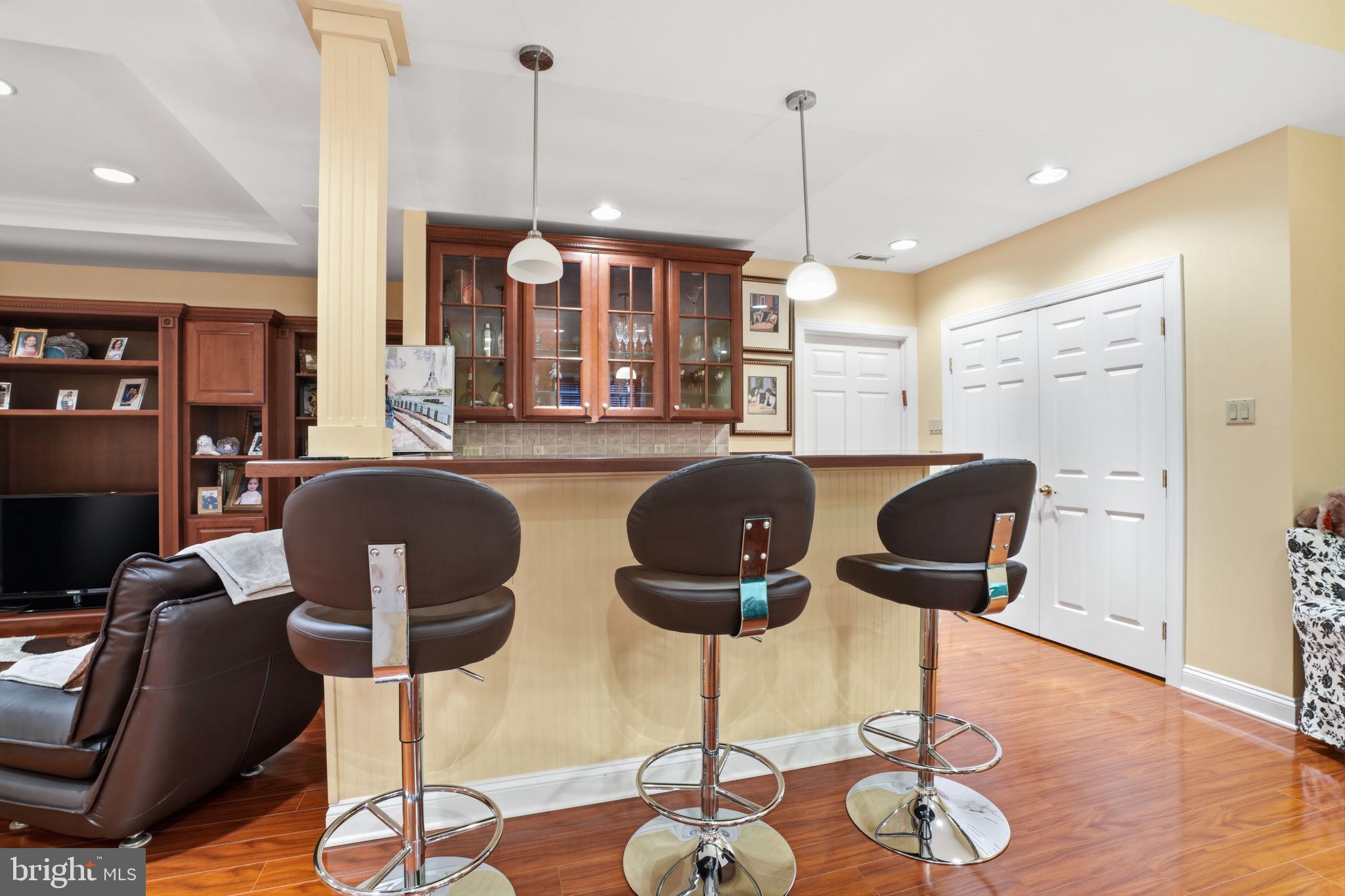 JUSTA FARMS - Residential