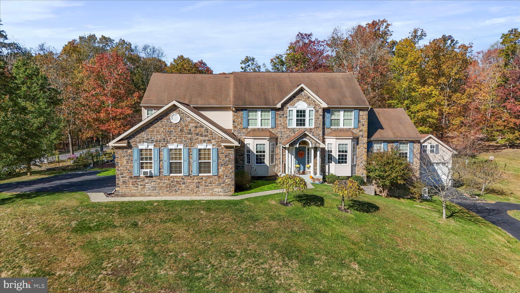 SHERWOOD FOREST - Residential