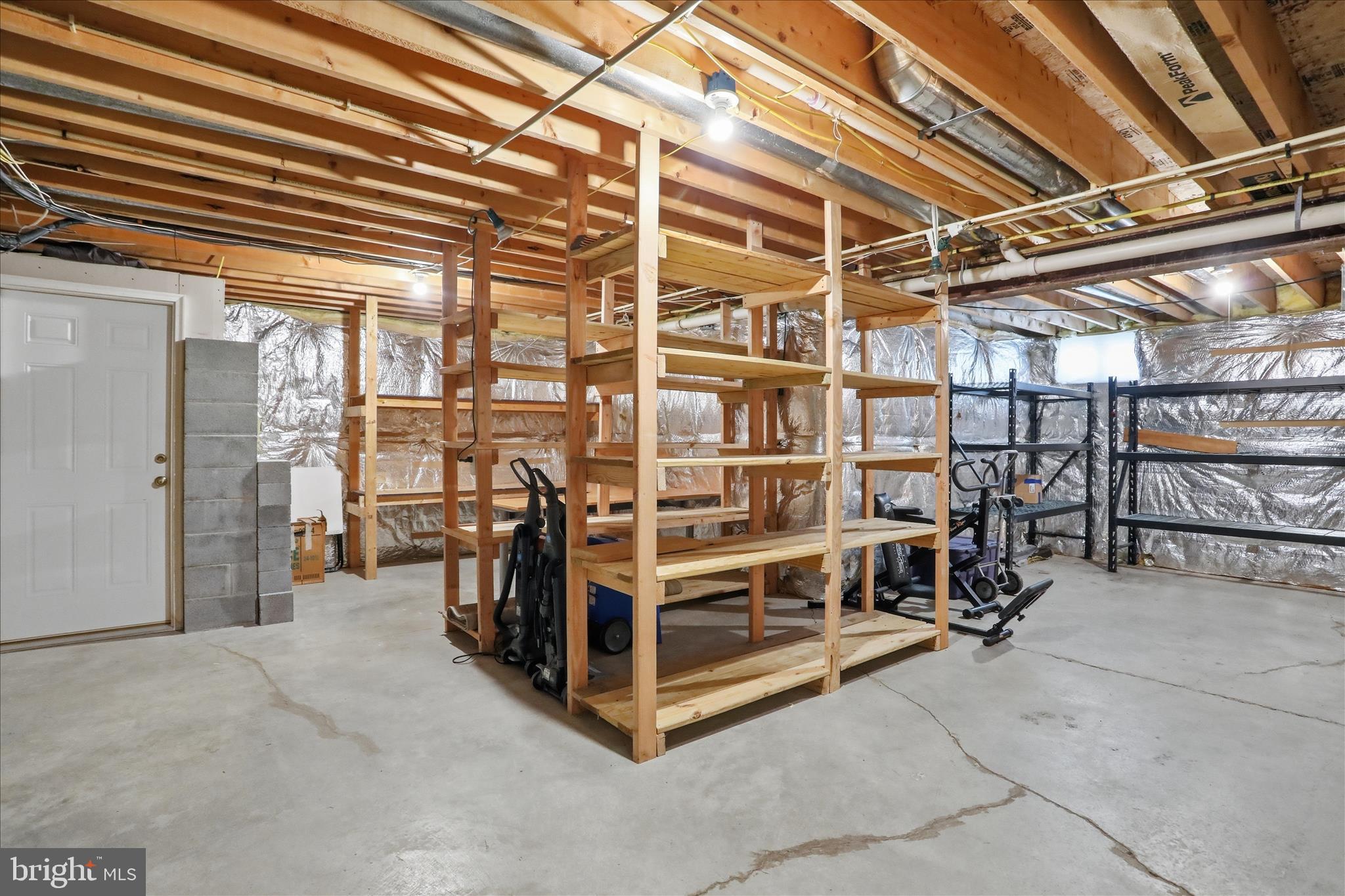 SHERWOOD FOREST - Residential