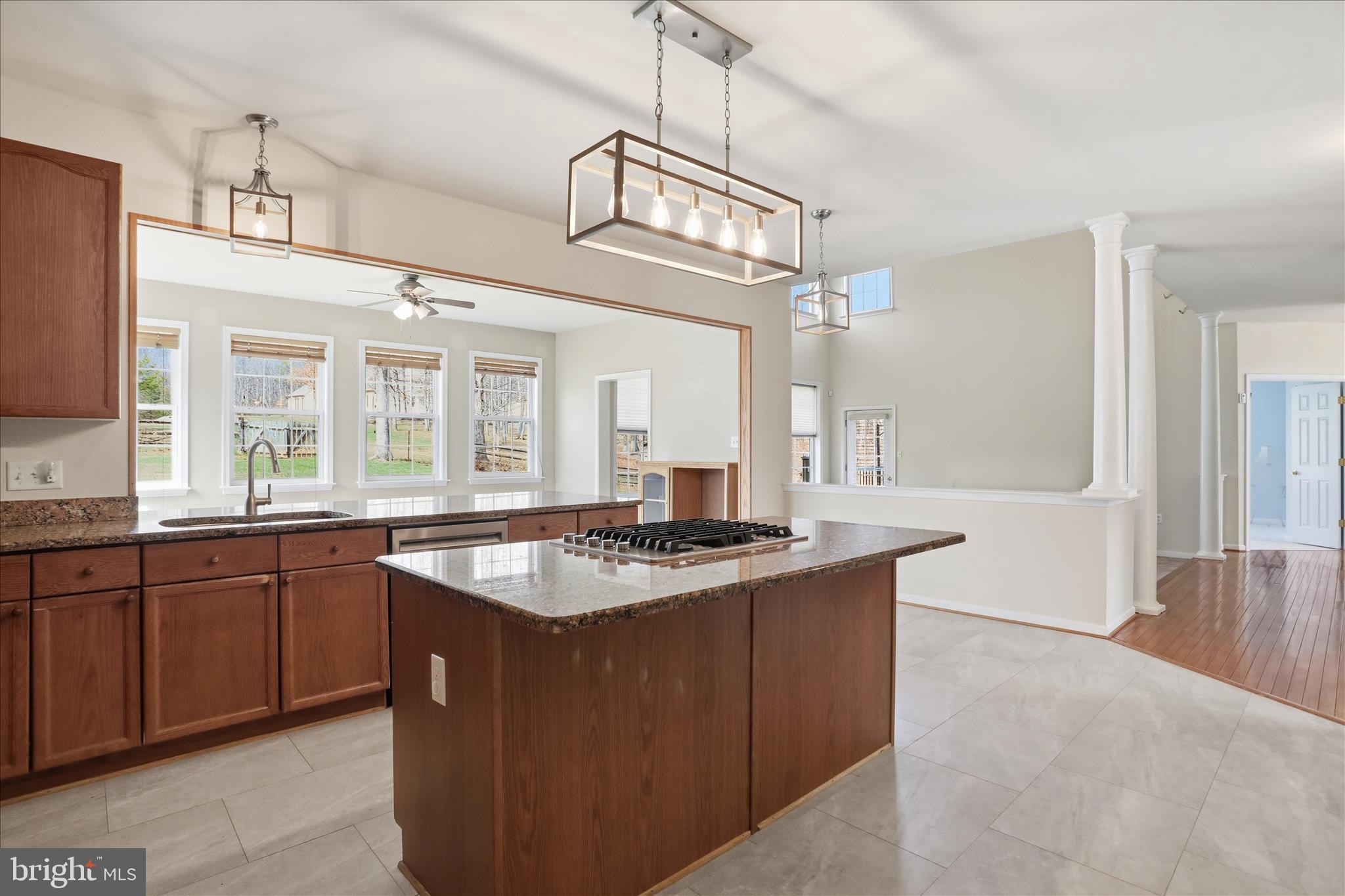 SHERWOOD FOREST - Residential