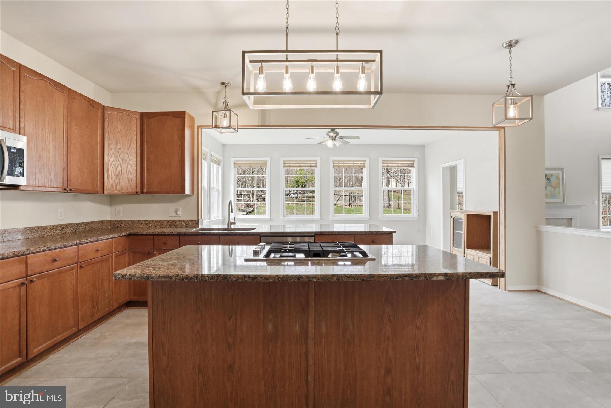 SHERWOOD FOREST - Residential