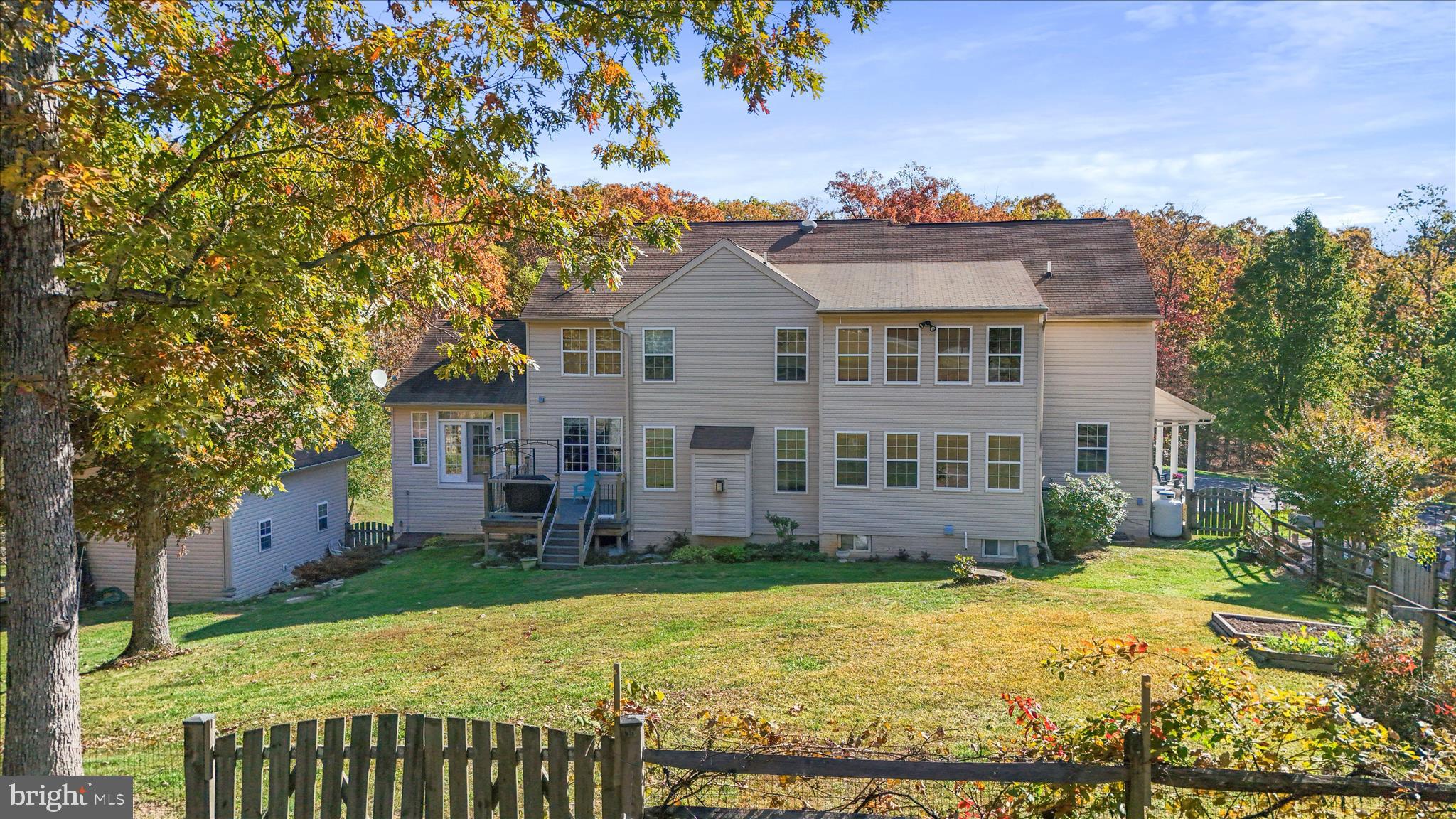 SHERWOOD FOREST - Residential