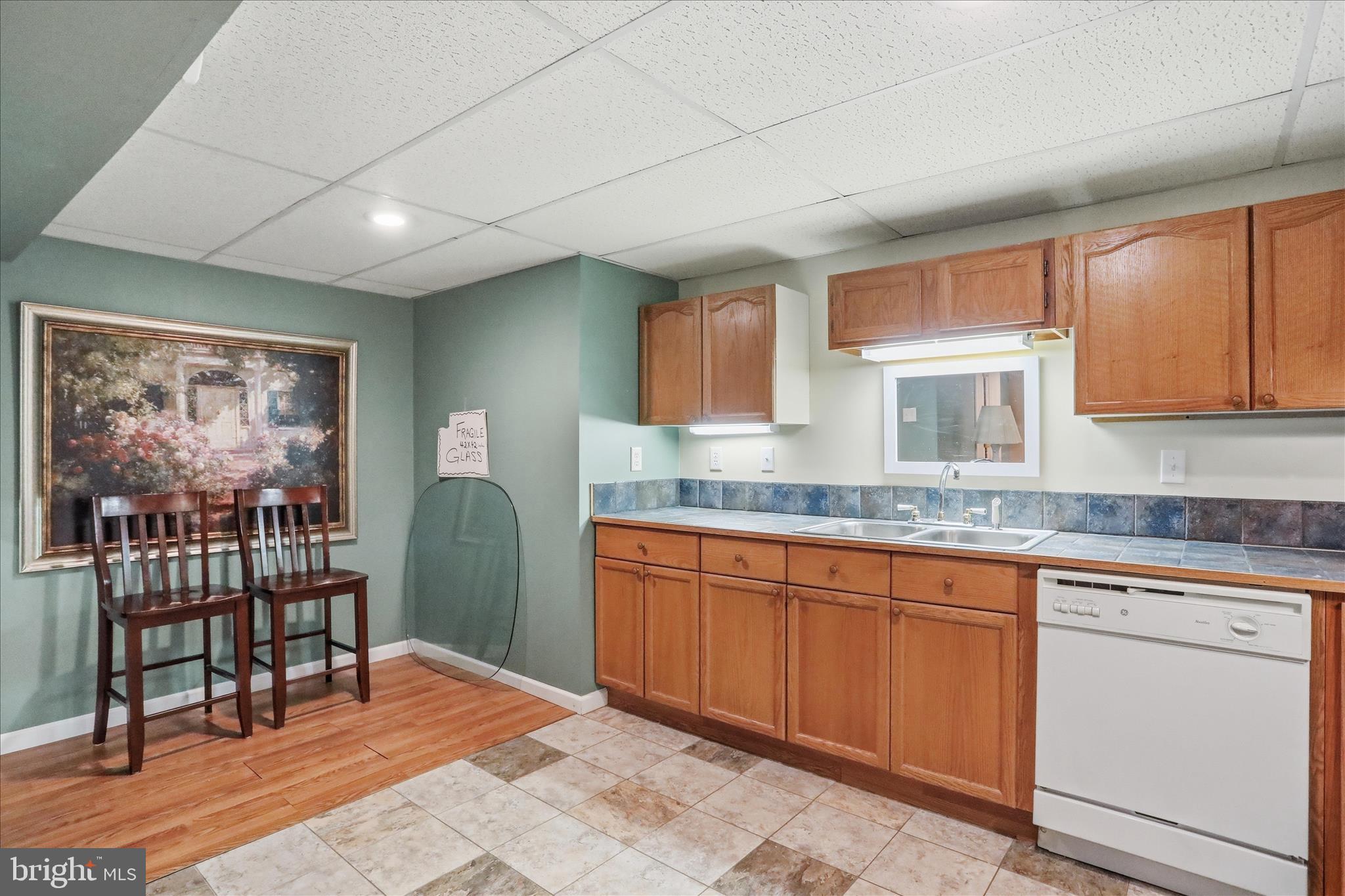 SHERWOOD FOREST - Residential