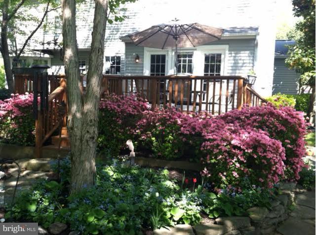 LONG MEADOW - Residential