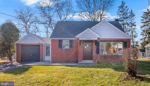 Photo of 2724 Beech Street, HATFIELD, PA 19440 (MLS # PAMC2165452)