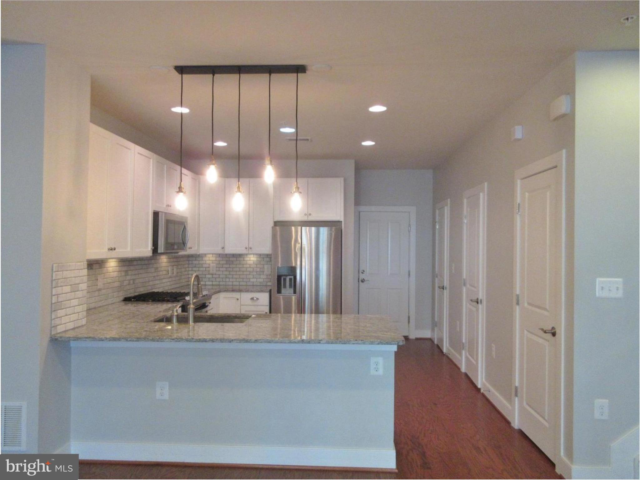 POTOMAC YARD CONDOMINIUM - Residential Lease