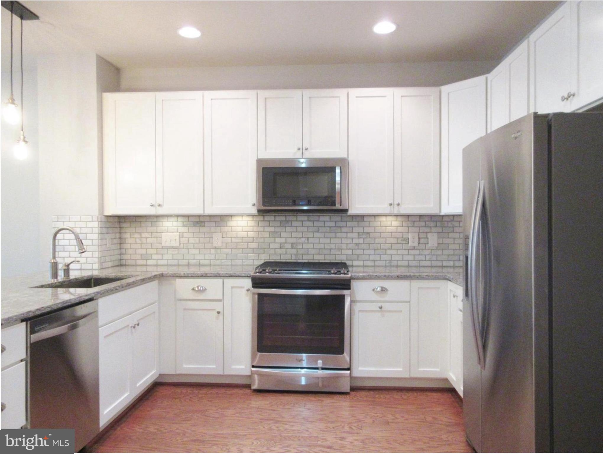 POTOMAC YARD CONDOMINIUM - Residential Lease