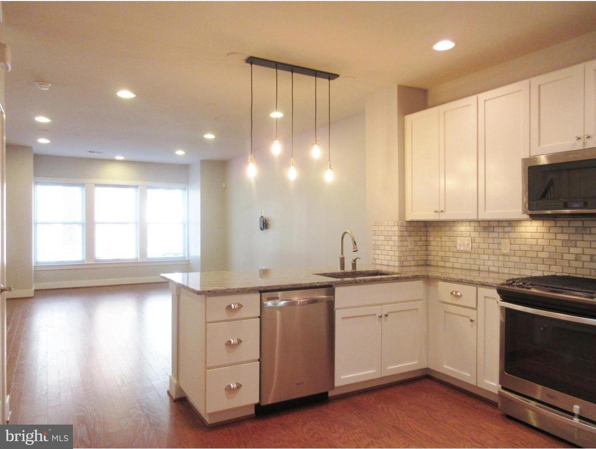 POTOMAC YARD CONDOMINIUM - Residential Lease
