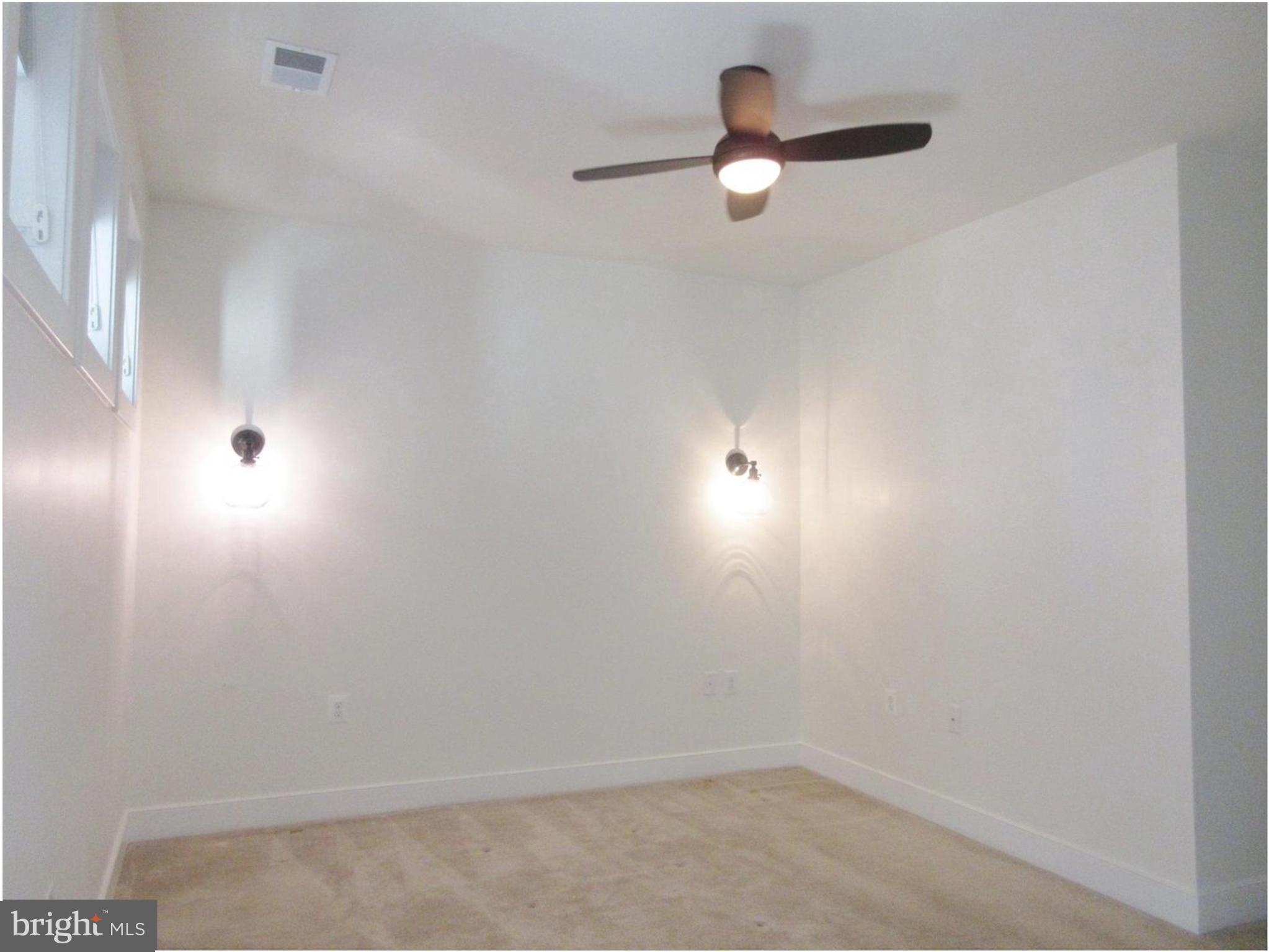 POTOMAC YARD CONDOMINIUM - Residential Lease