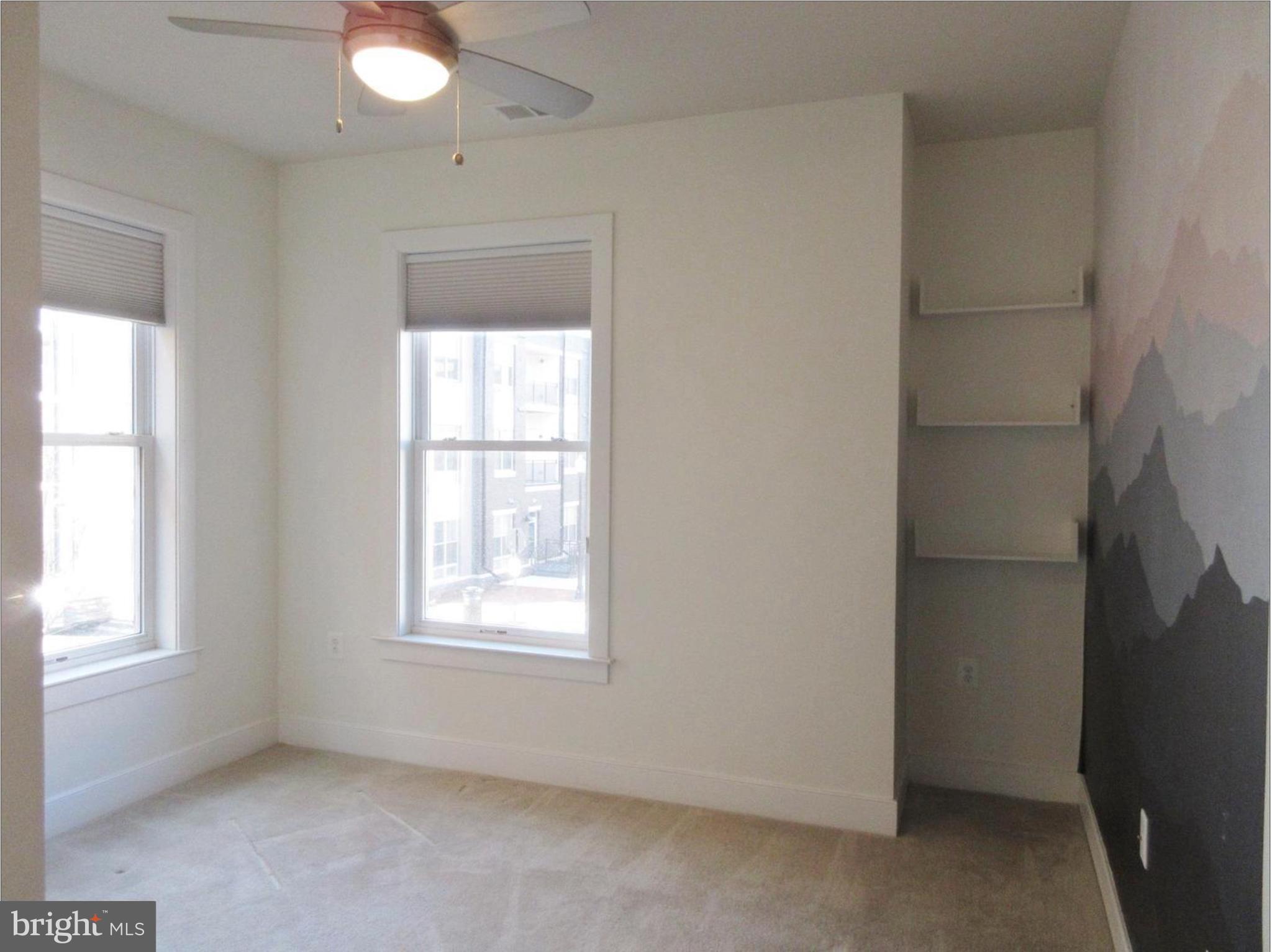 POTOMAC YARD CONDOMINIUM - Residential Lease