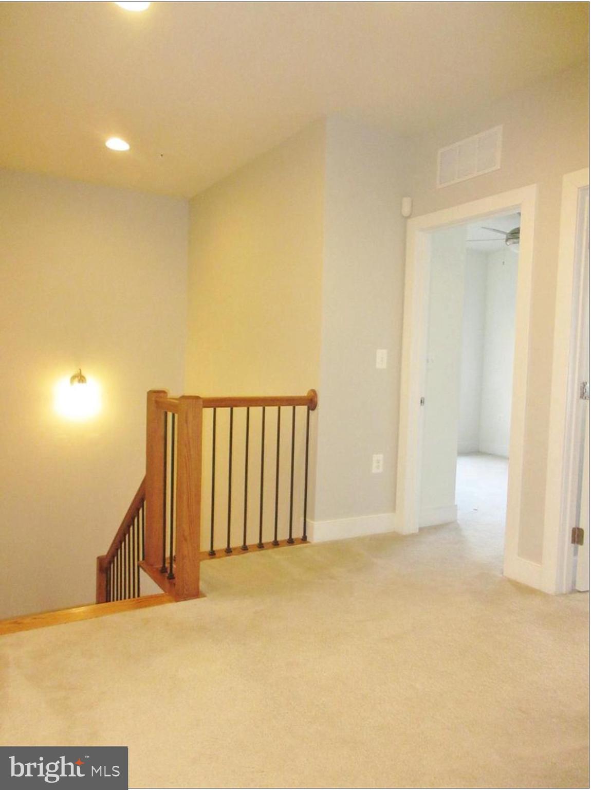 POTOMAC YARD CONDOMINIUM - Residential Lease