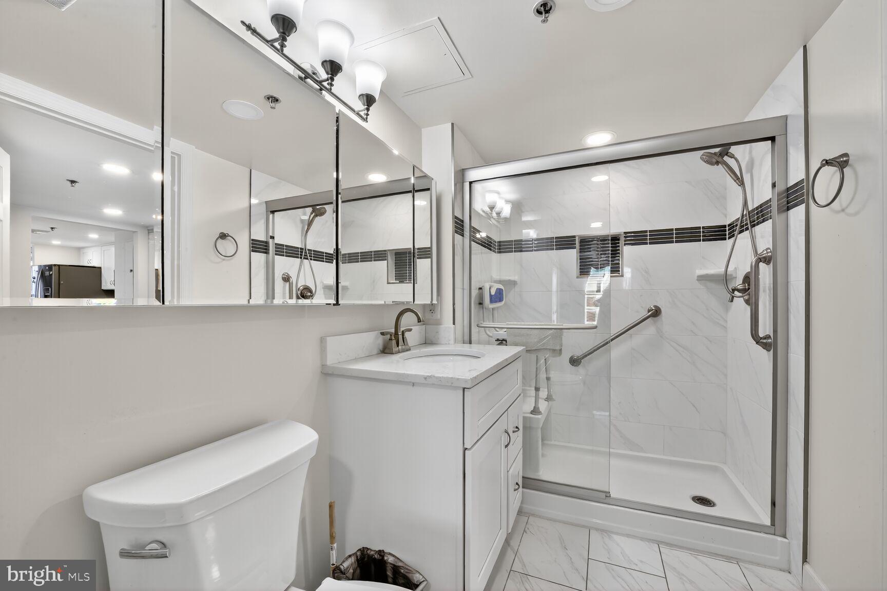 THE JEFFERSON - SUNRISE SENIOR LIVING - Residential