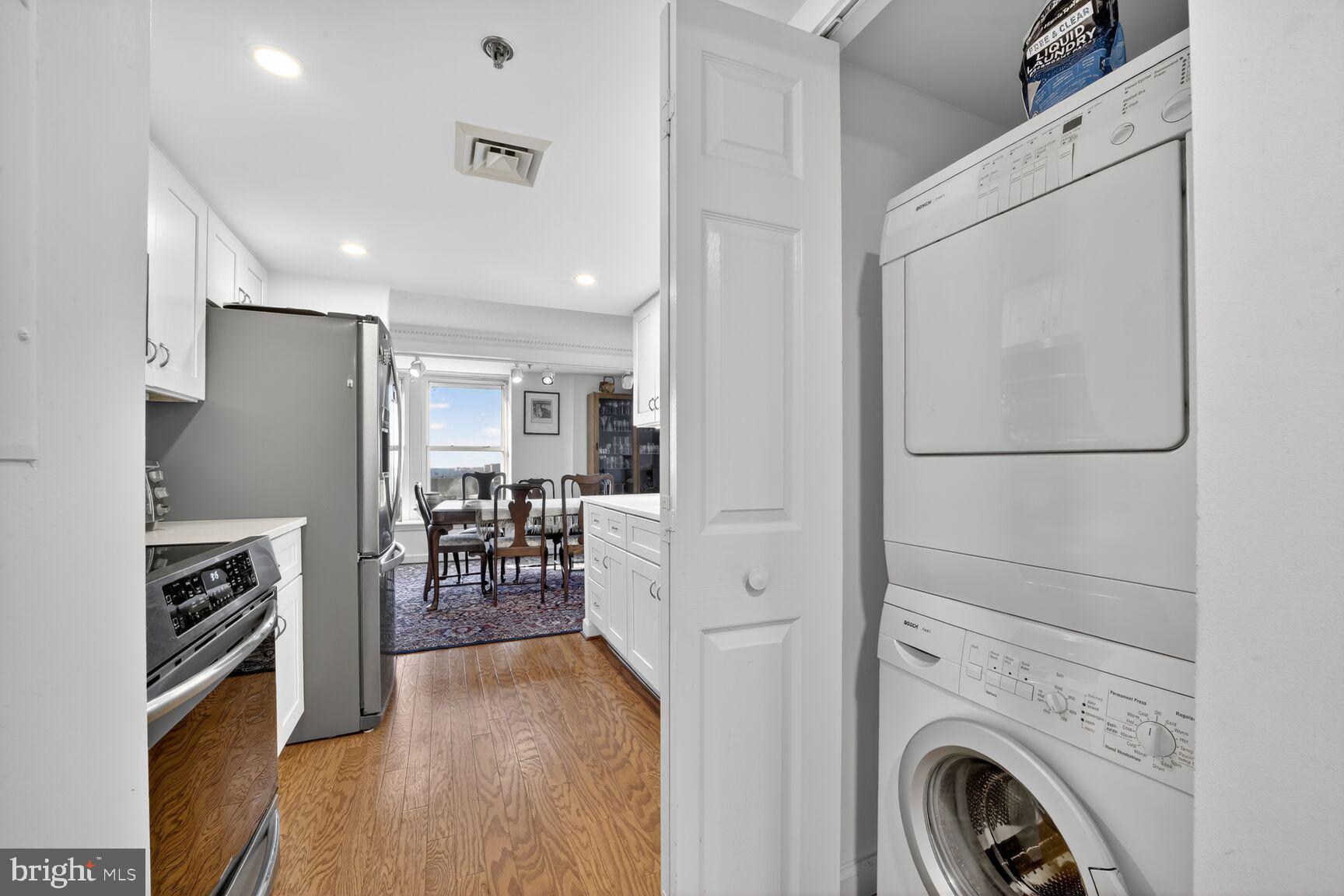 THE JEFFERSON - SUNRISE SENIOR LIVING - Residential