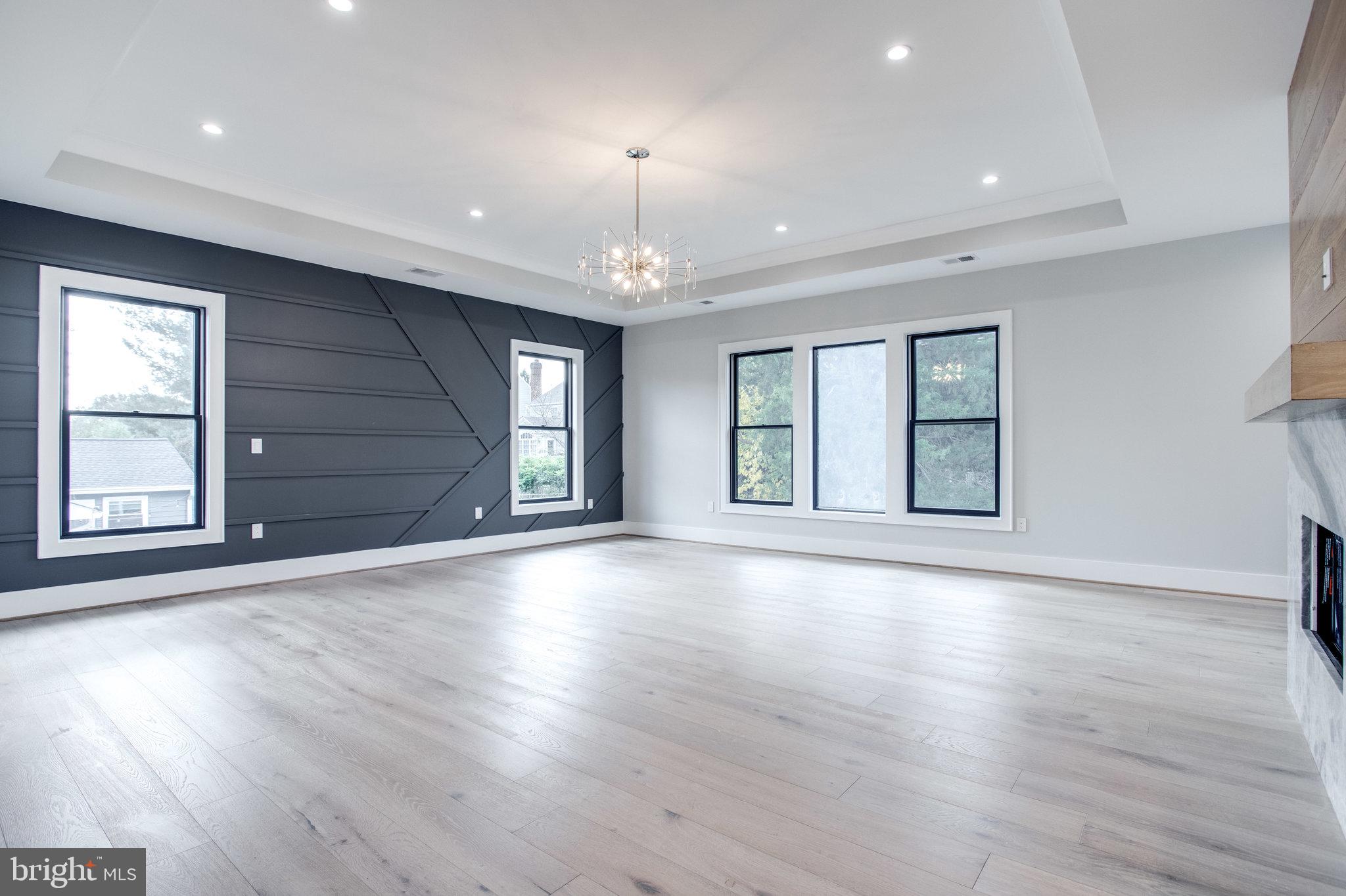 BROYHILLS MCLEAN ESTATES - Residential