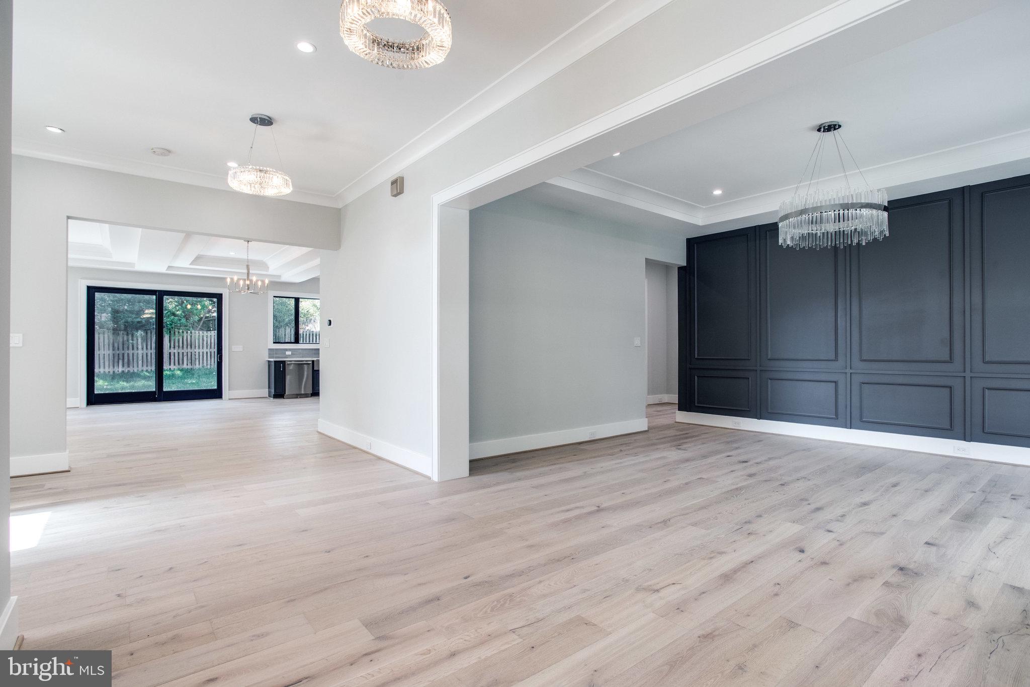 BROYHILLS MCLEAN ESTATES - Residential