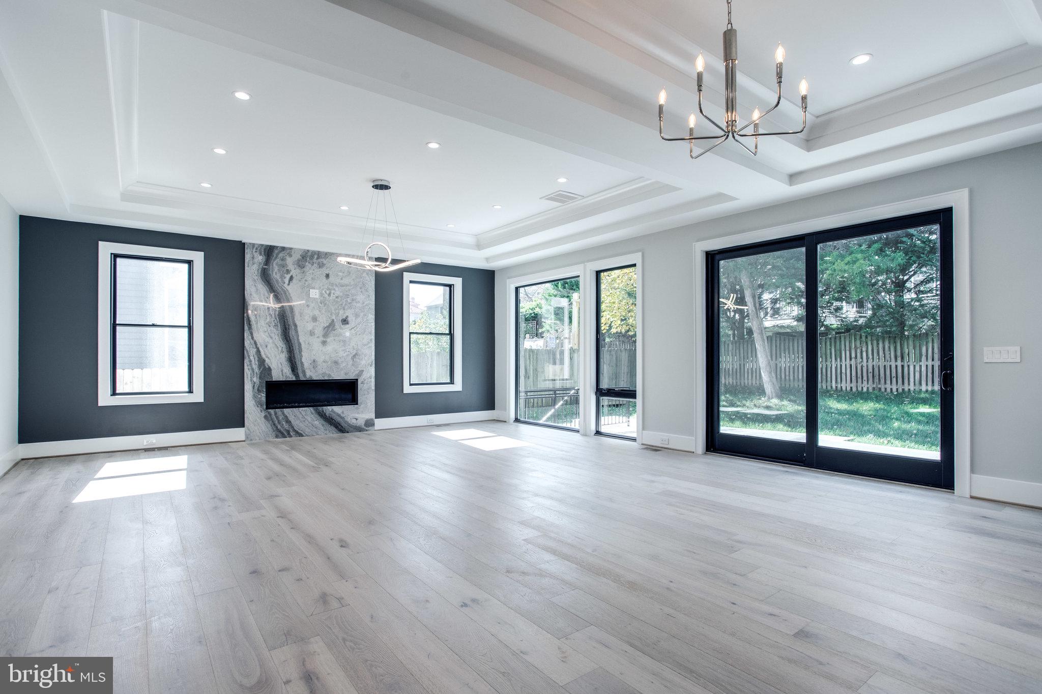 BROYHILLS MCLEAN ESTATES - Residential