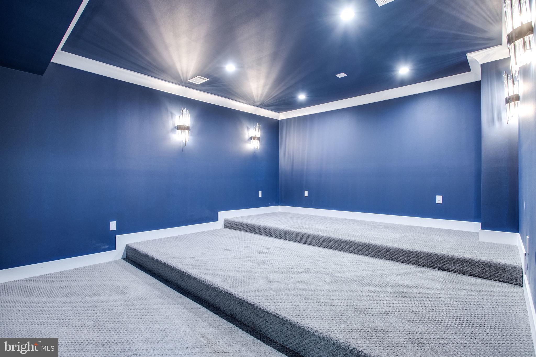 BROYHILLS MCLEAN ESTATES - Residential