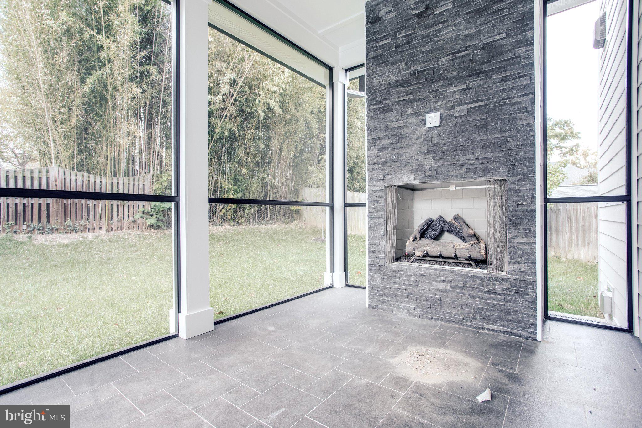 BROYHILLS MCLEAN ESTATES - Residential