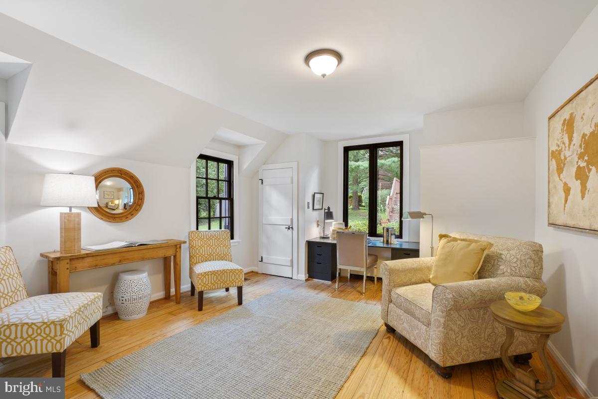 MANOR PARK - Residential