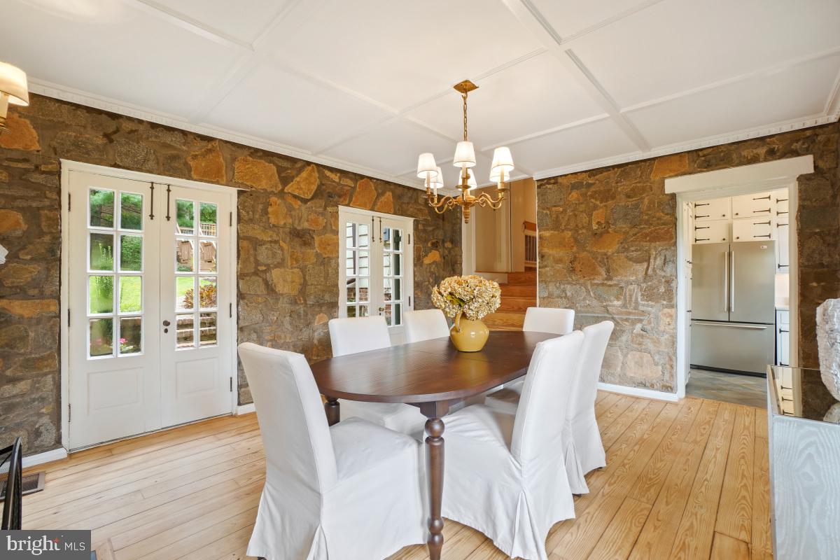 MANOR PARK - Residential