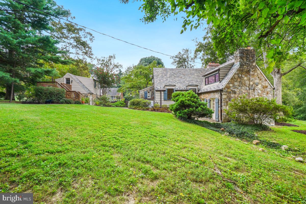 MANOR PARK - Residential