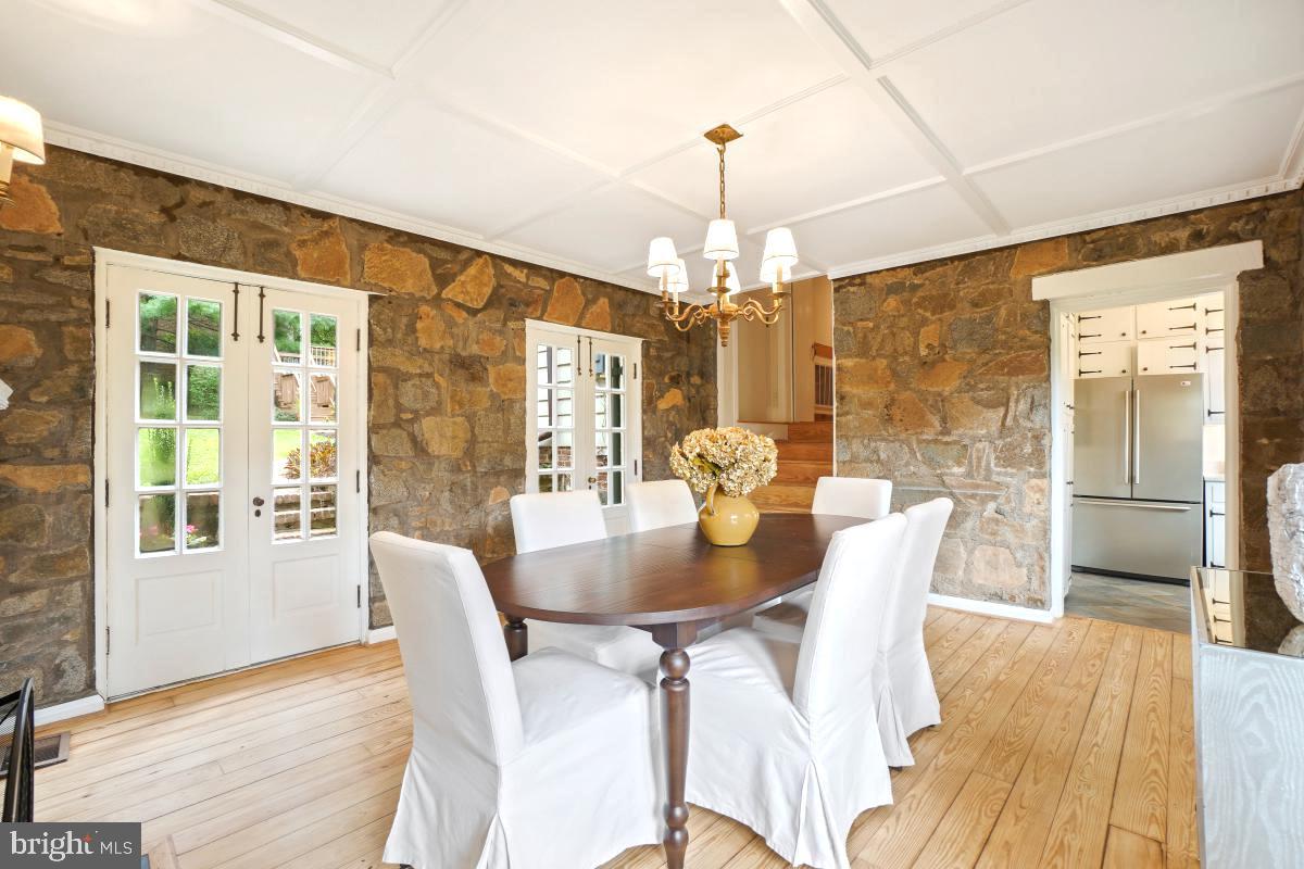 MANOR PARK - Residential