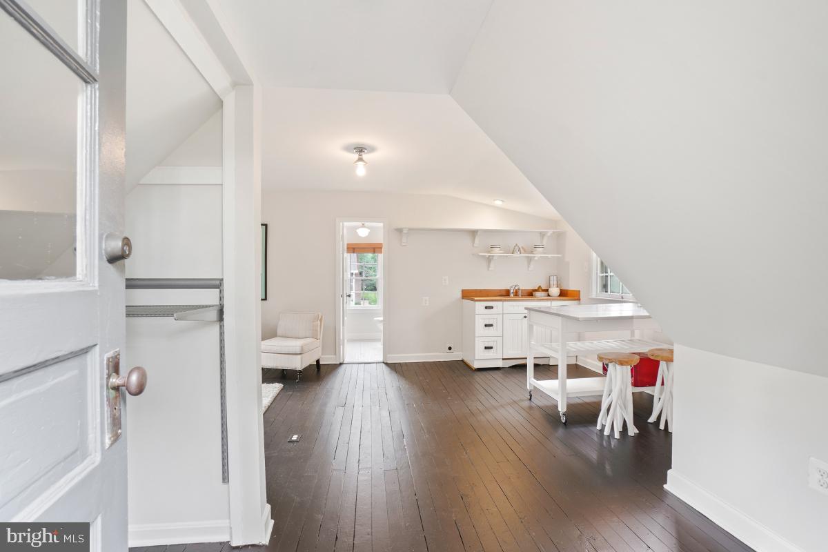 MANOR PARK - Residential