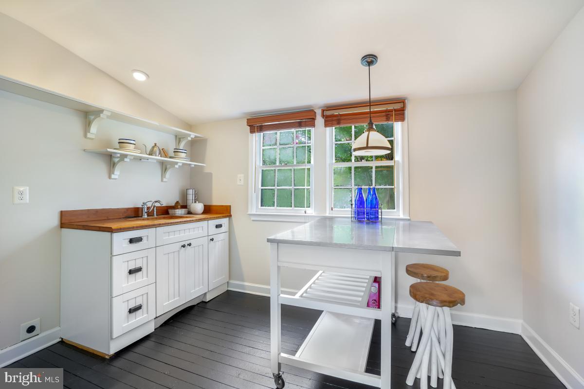 MANOR PARK - Residential