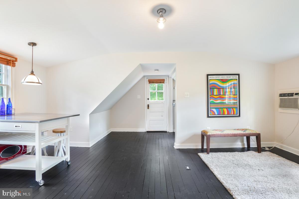 MANOR PARK - Residential