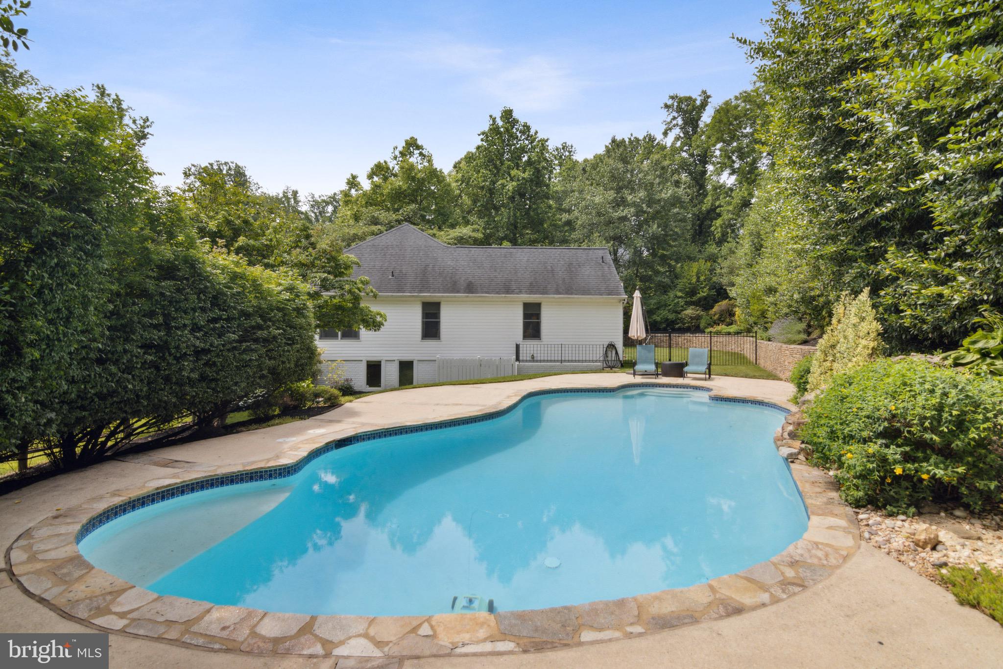 BEECHWOOD HEIGHTS - Residential