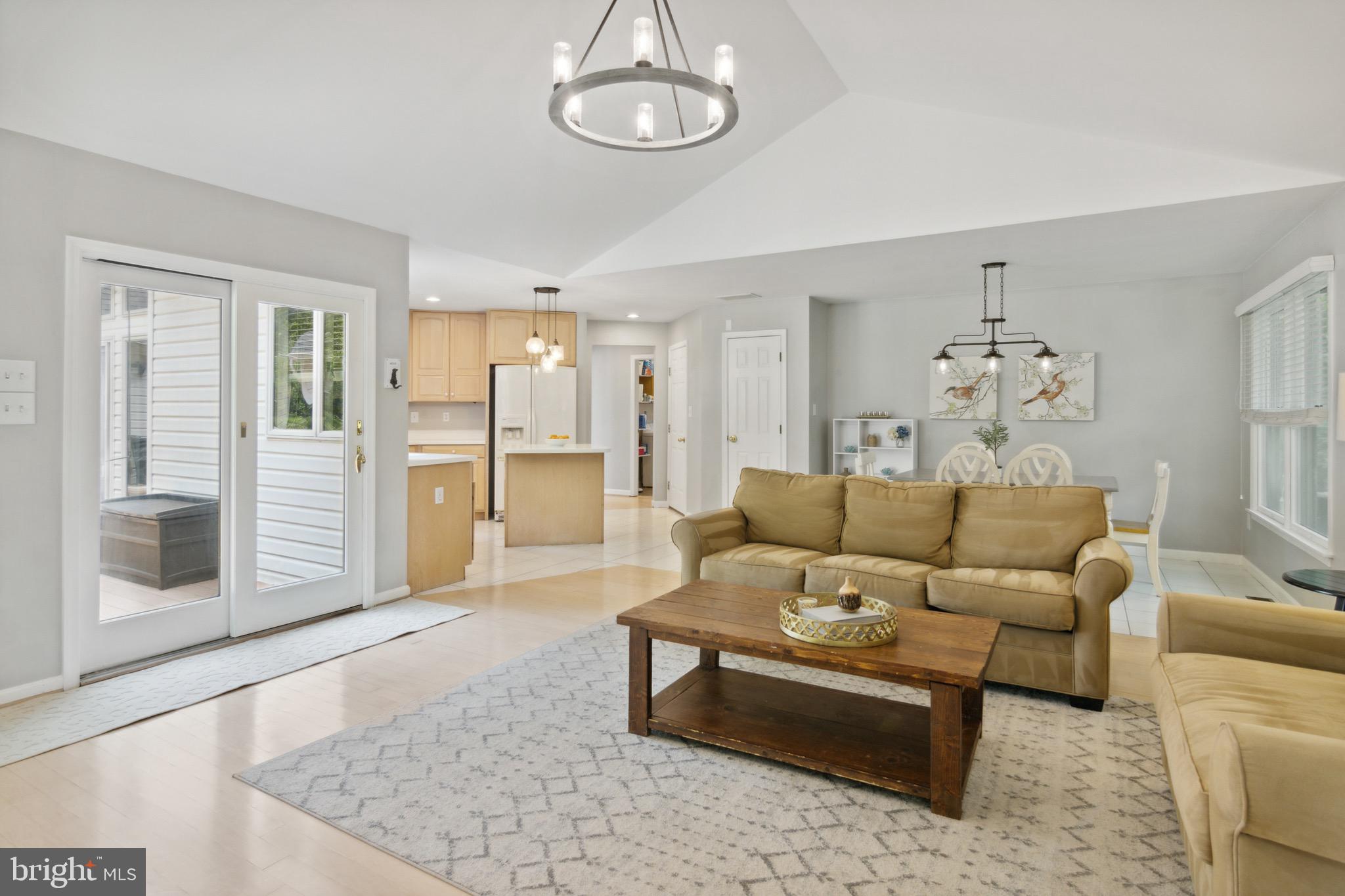 BEECHWOOD HEIGHTS - Residential