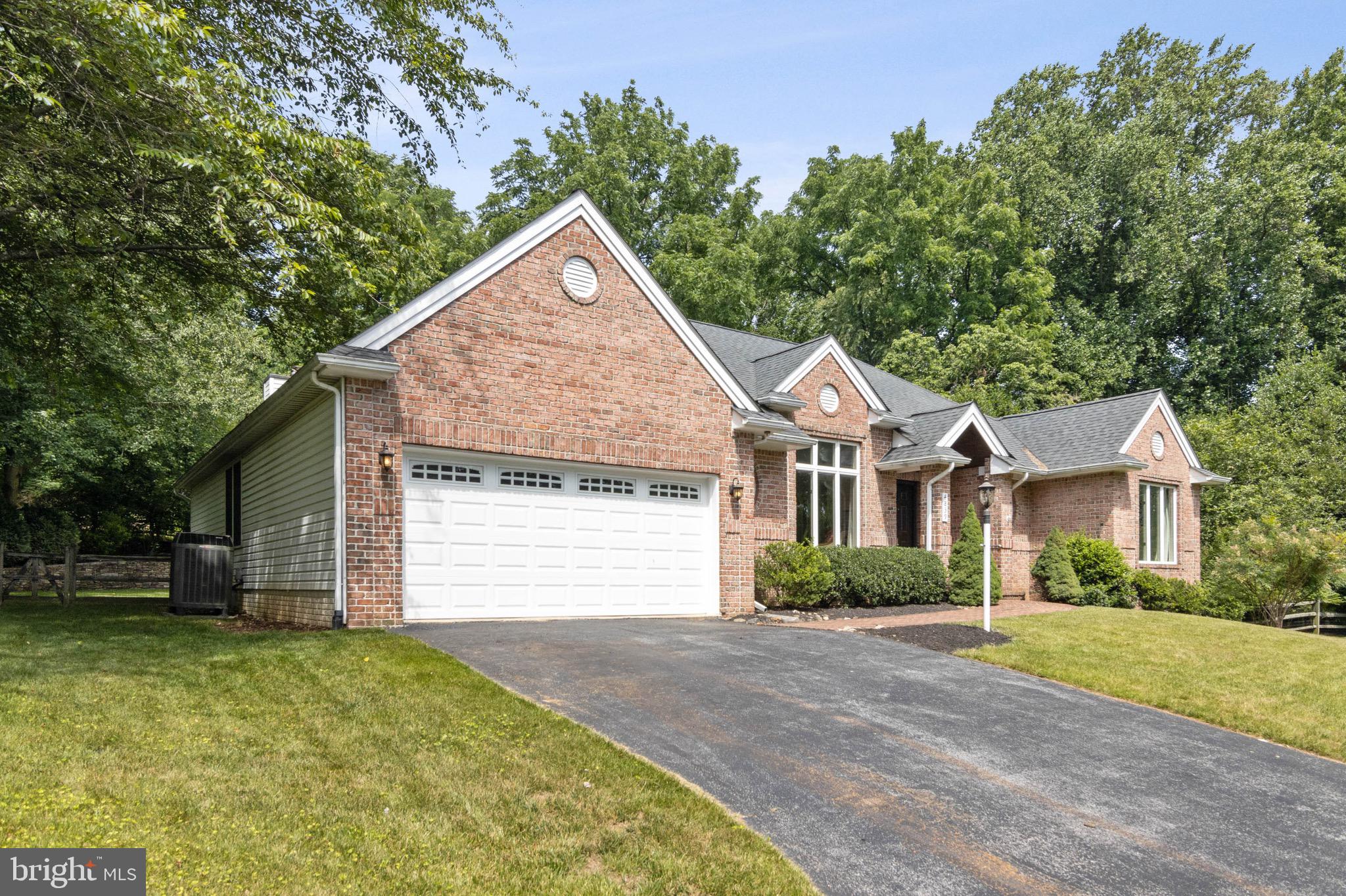 BEECHWOOD HEIGHTS - Residential