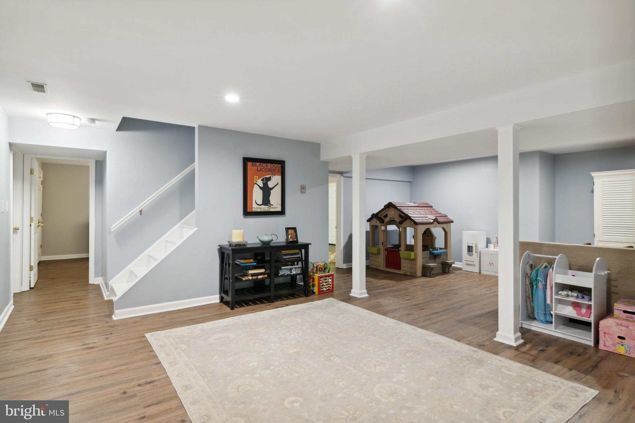 BEECHWOOD HEIGHTS - Residential