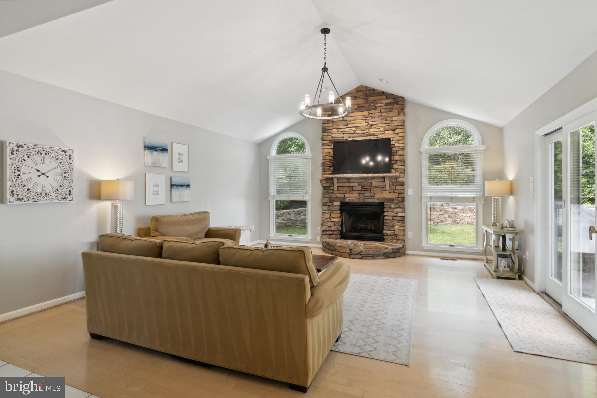 BEECHWOOD HEIGHTS - Residential