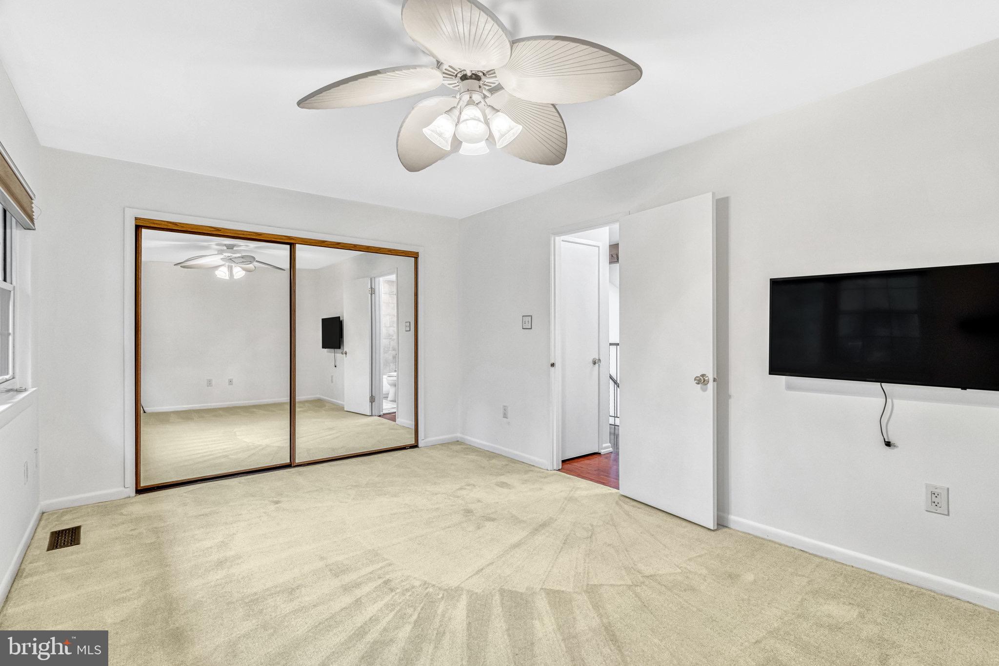 BOSTON RIDGE - Residential