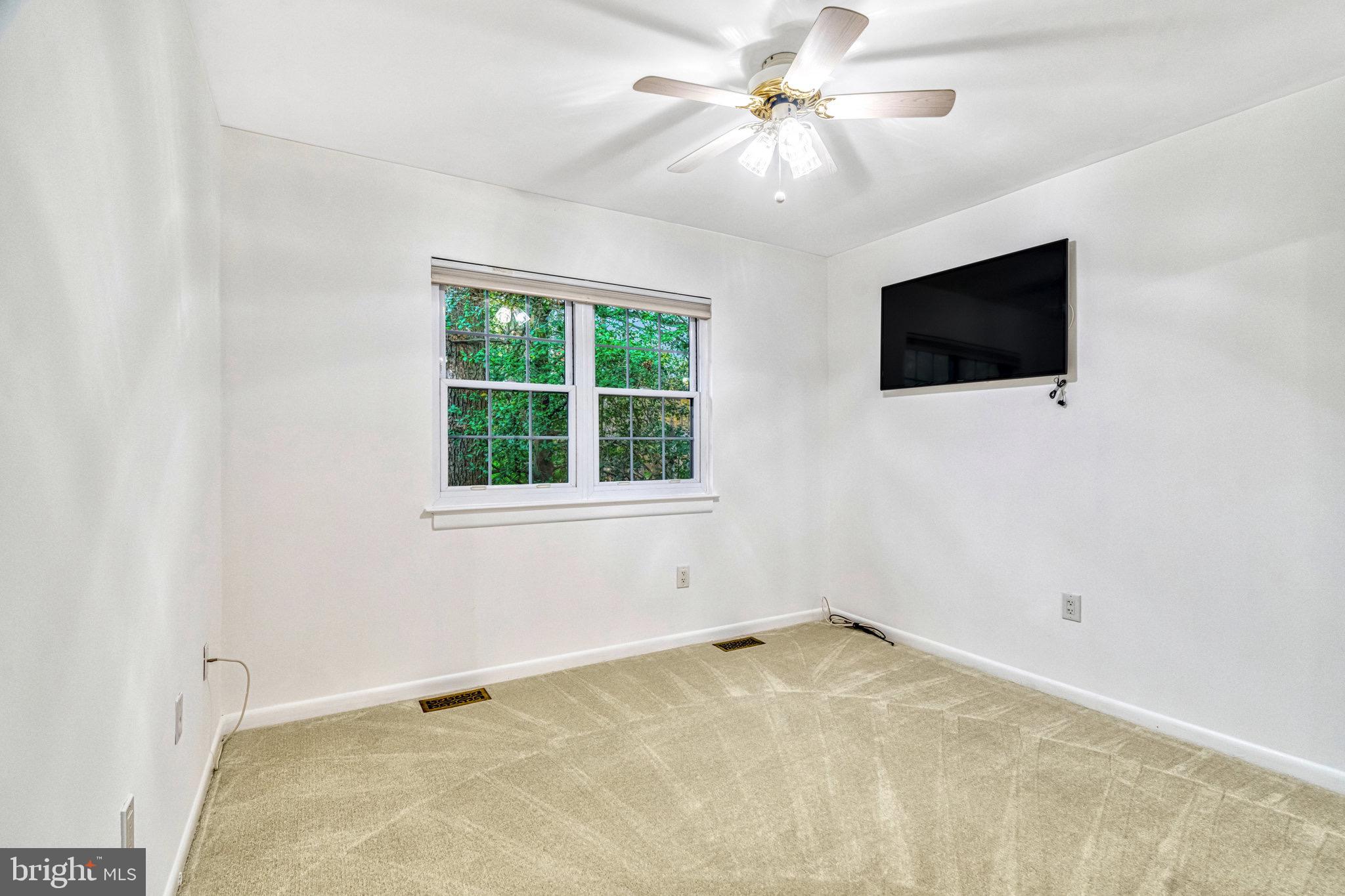 BOSTON RIDGE - Residential