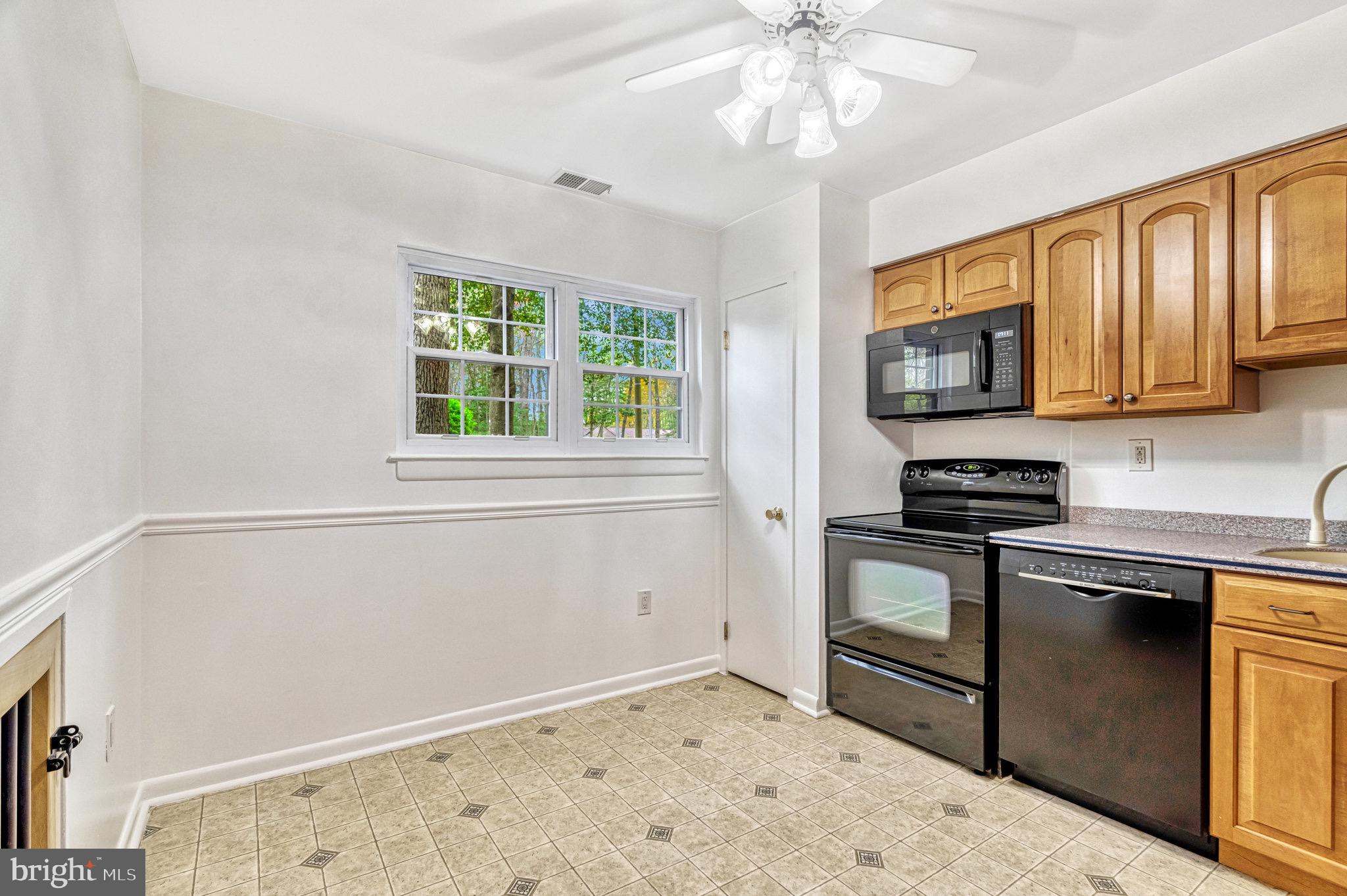 BOSTON RIDGE - Residential