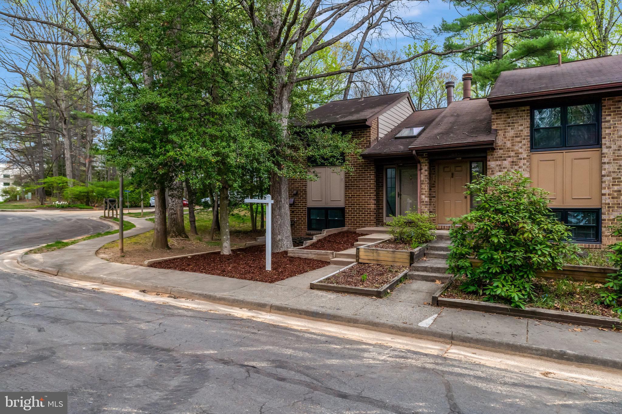 BOSTON RIDGE - Residential