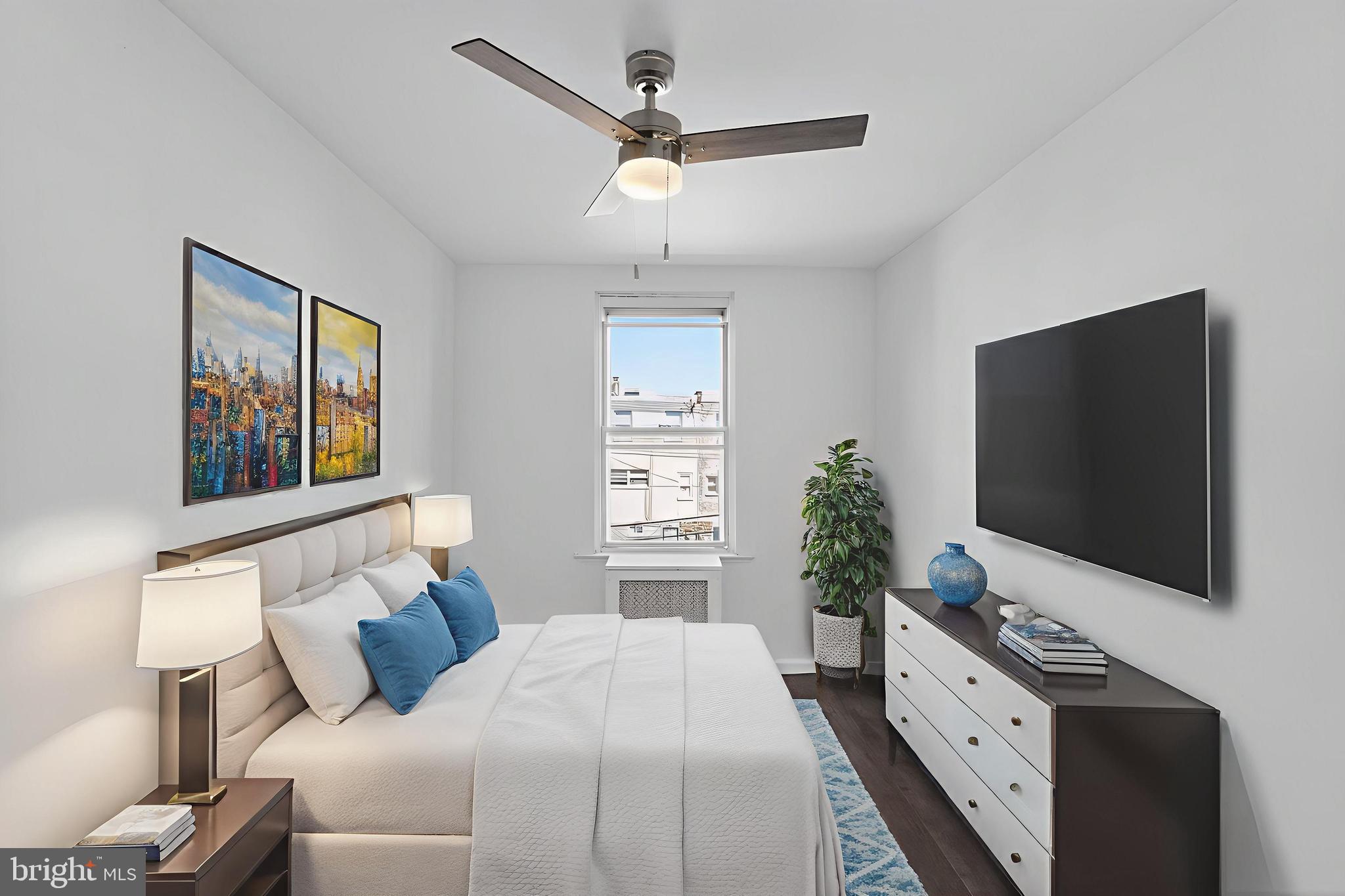 ELMWOOD PARK - Residential