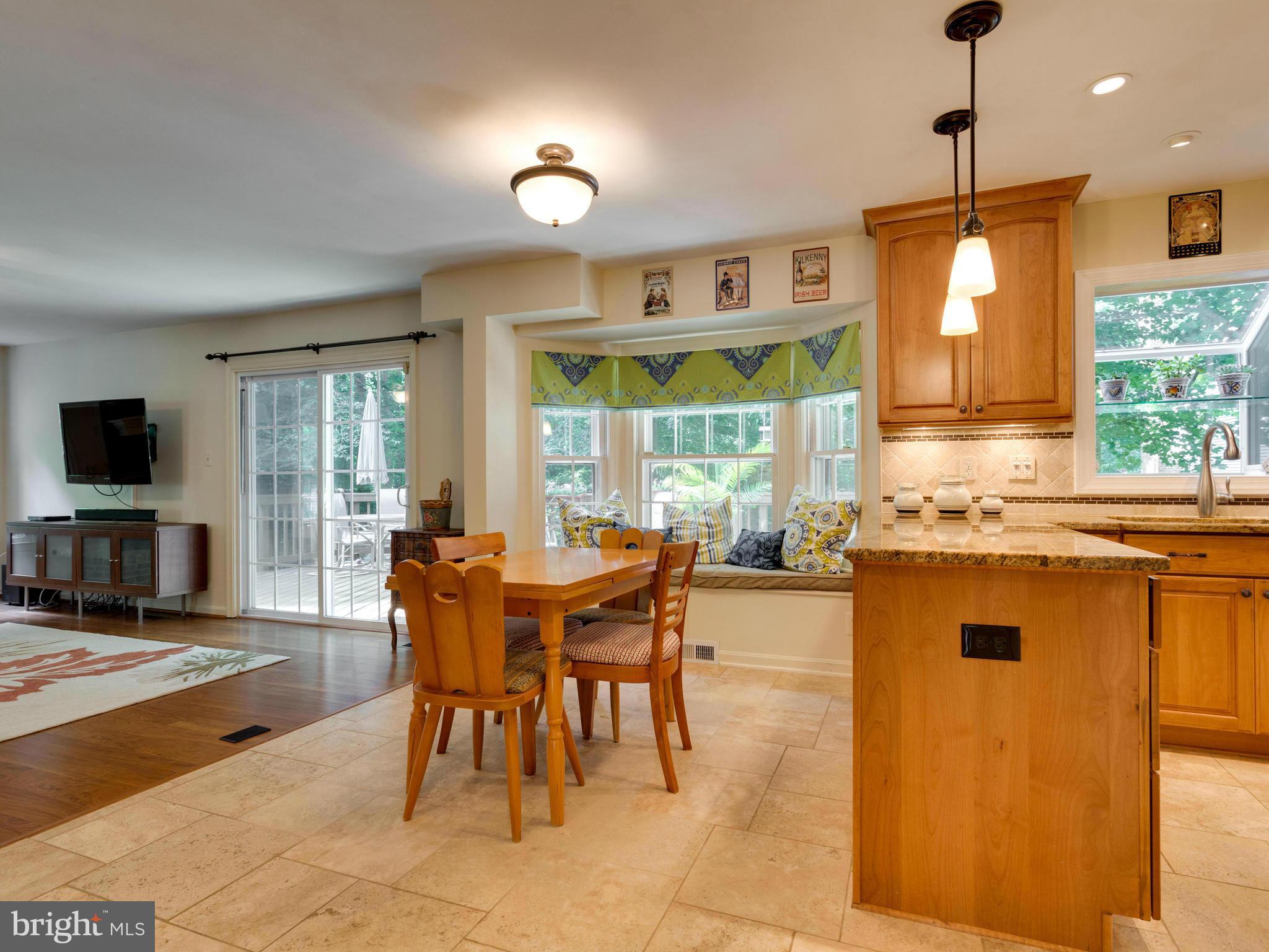 LAKEWOOD HILLS - Residential