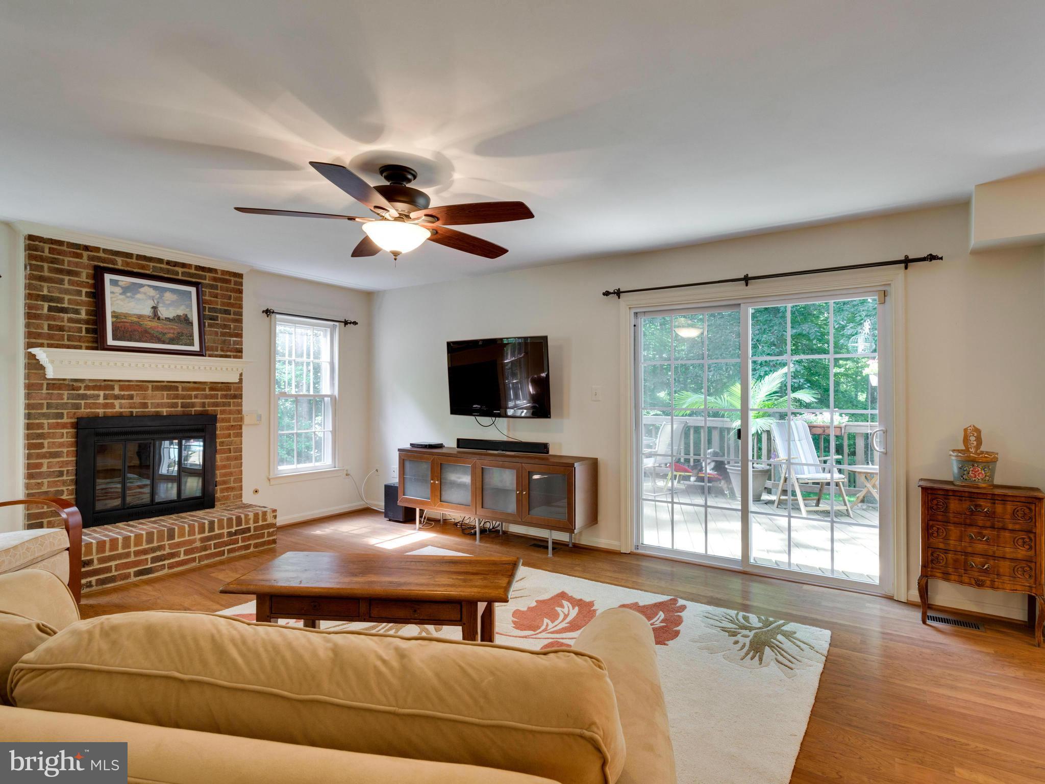 LAKEWOOD HILLS - Residential