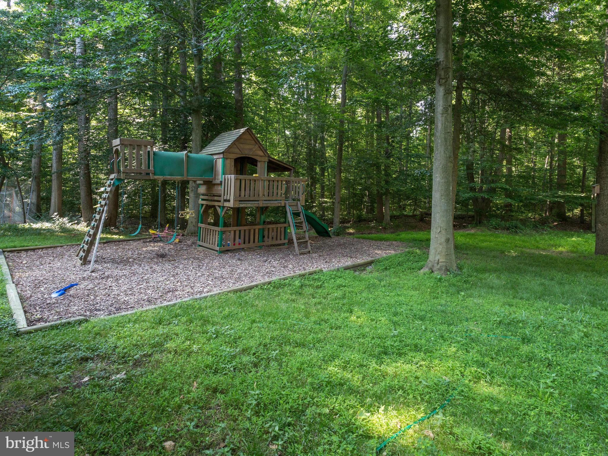 LAKEWOOD HILLS - Residential