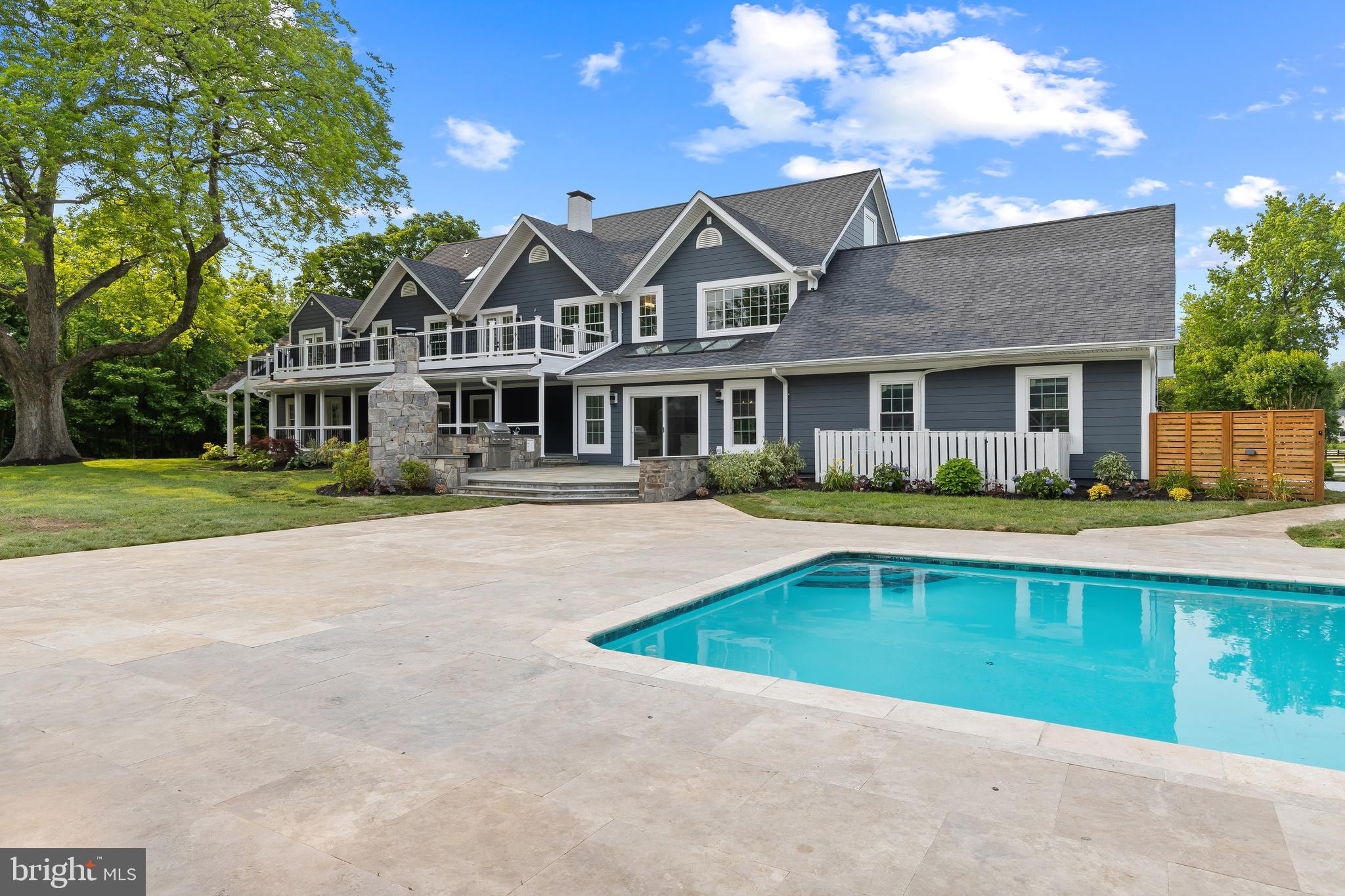 LARKINGTON - Residential