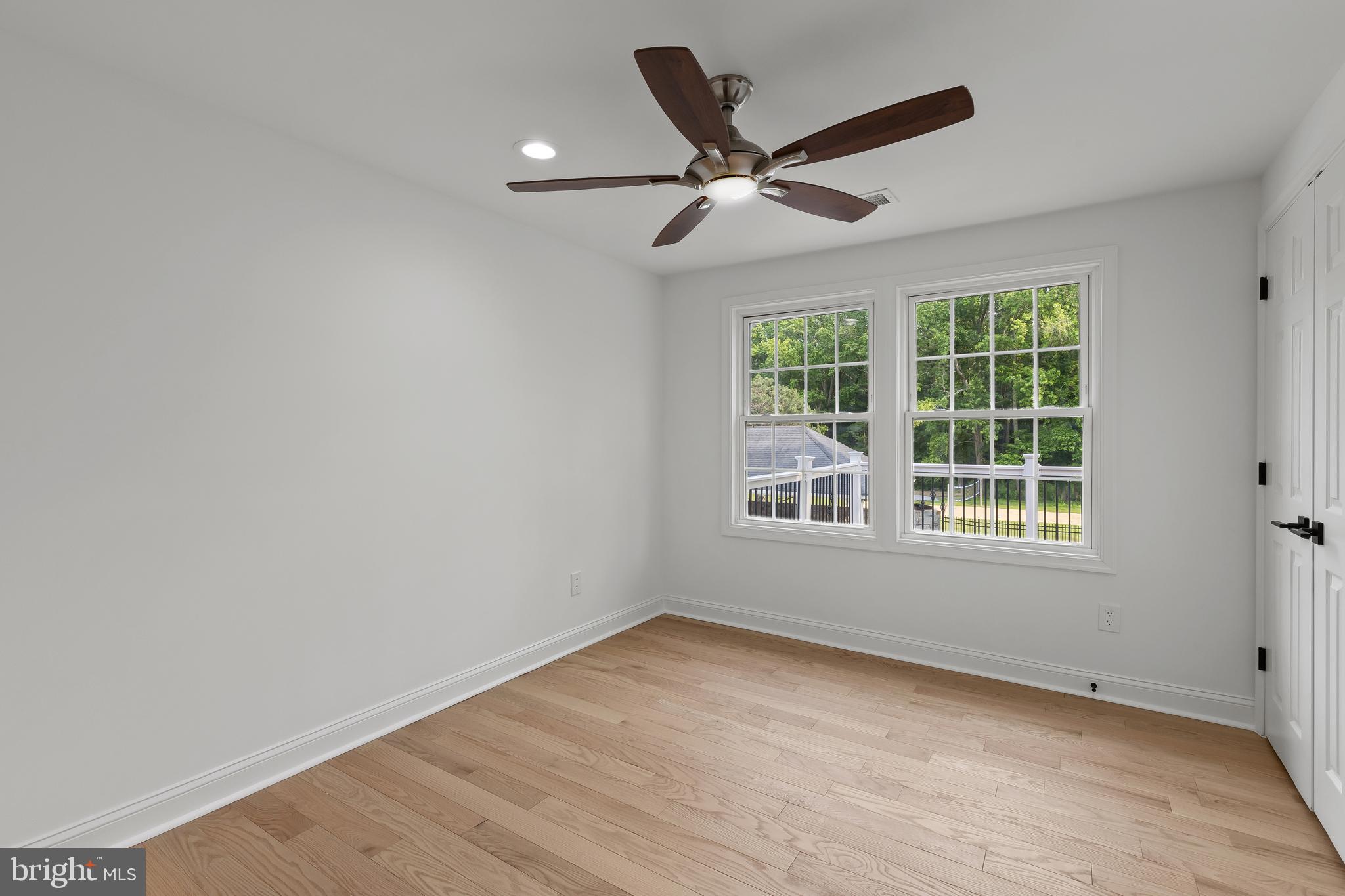 LARKINGTON - Residential