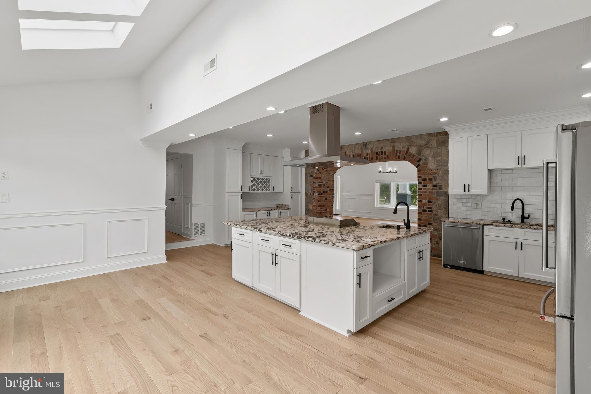 LARKINGTON - Residential