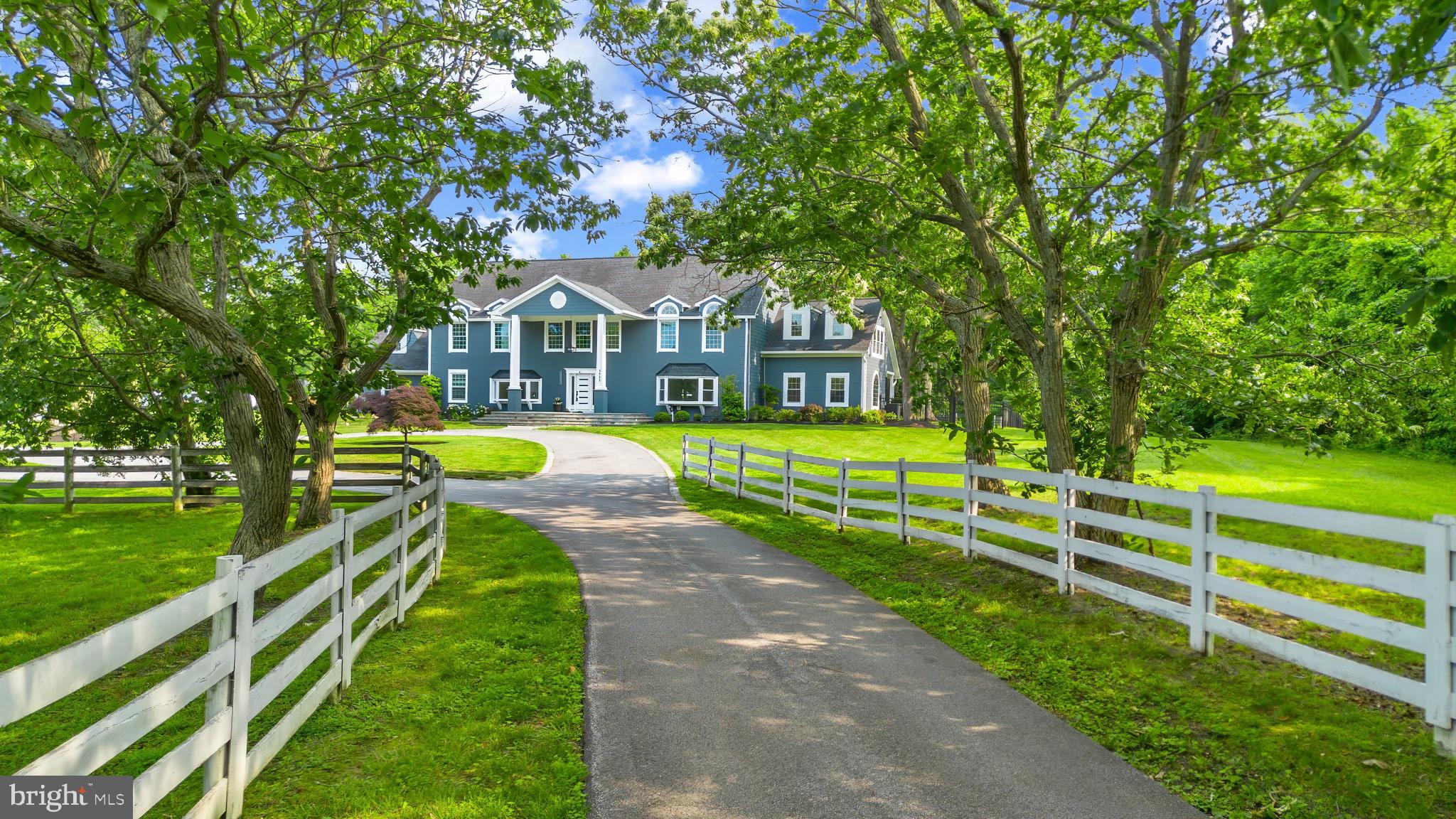 LARKINGTON - Residential